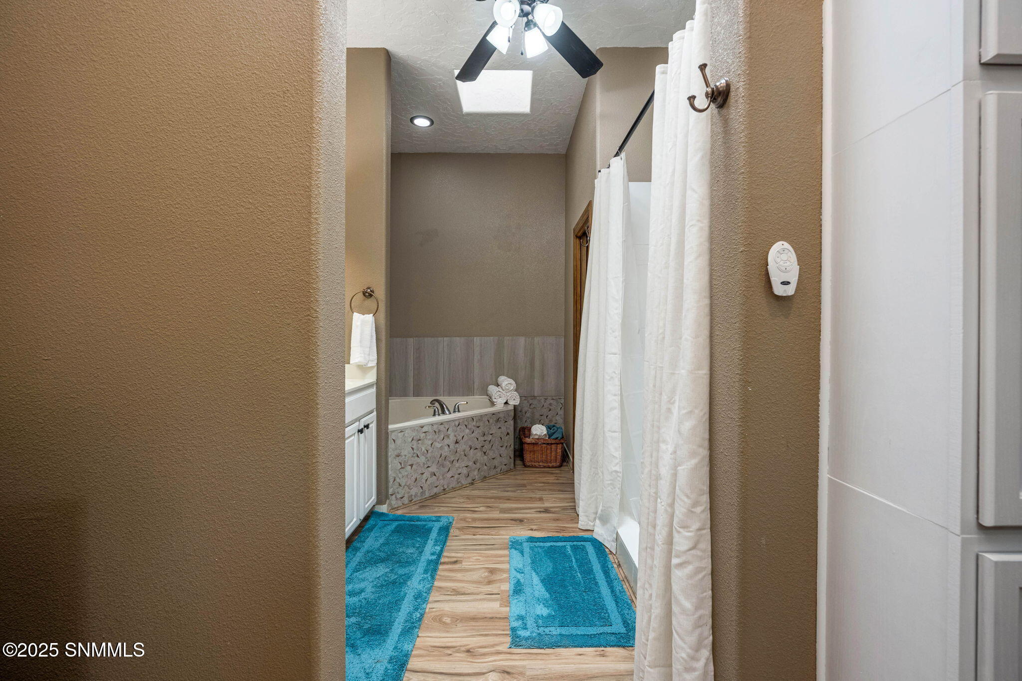 2898 Diamond Springs Drive Property Photo 30