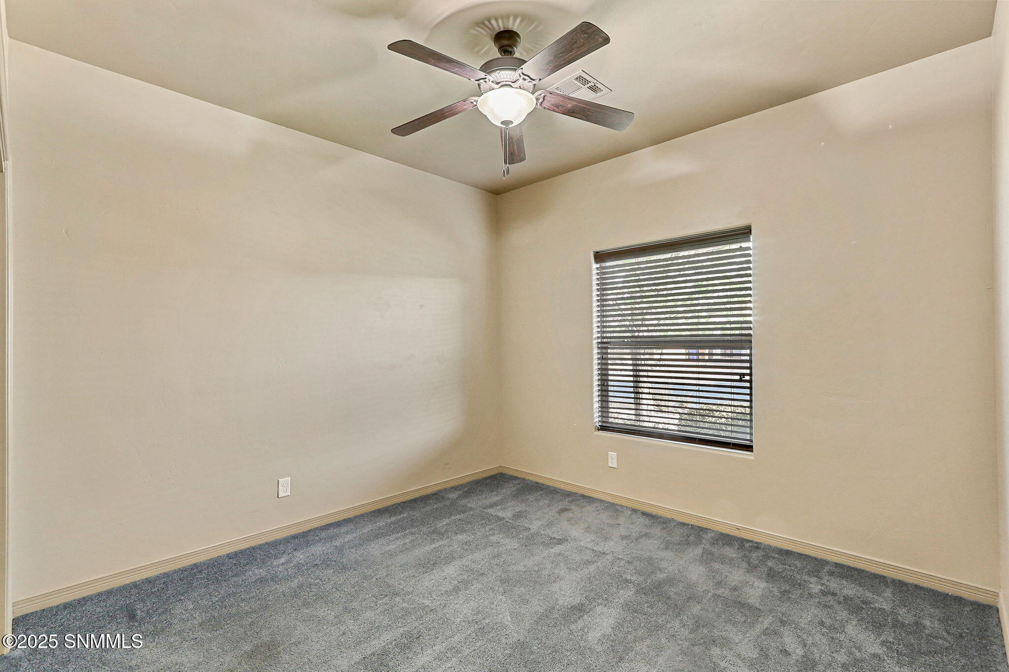 3661 San Clemente Avenue Property Photo 24