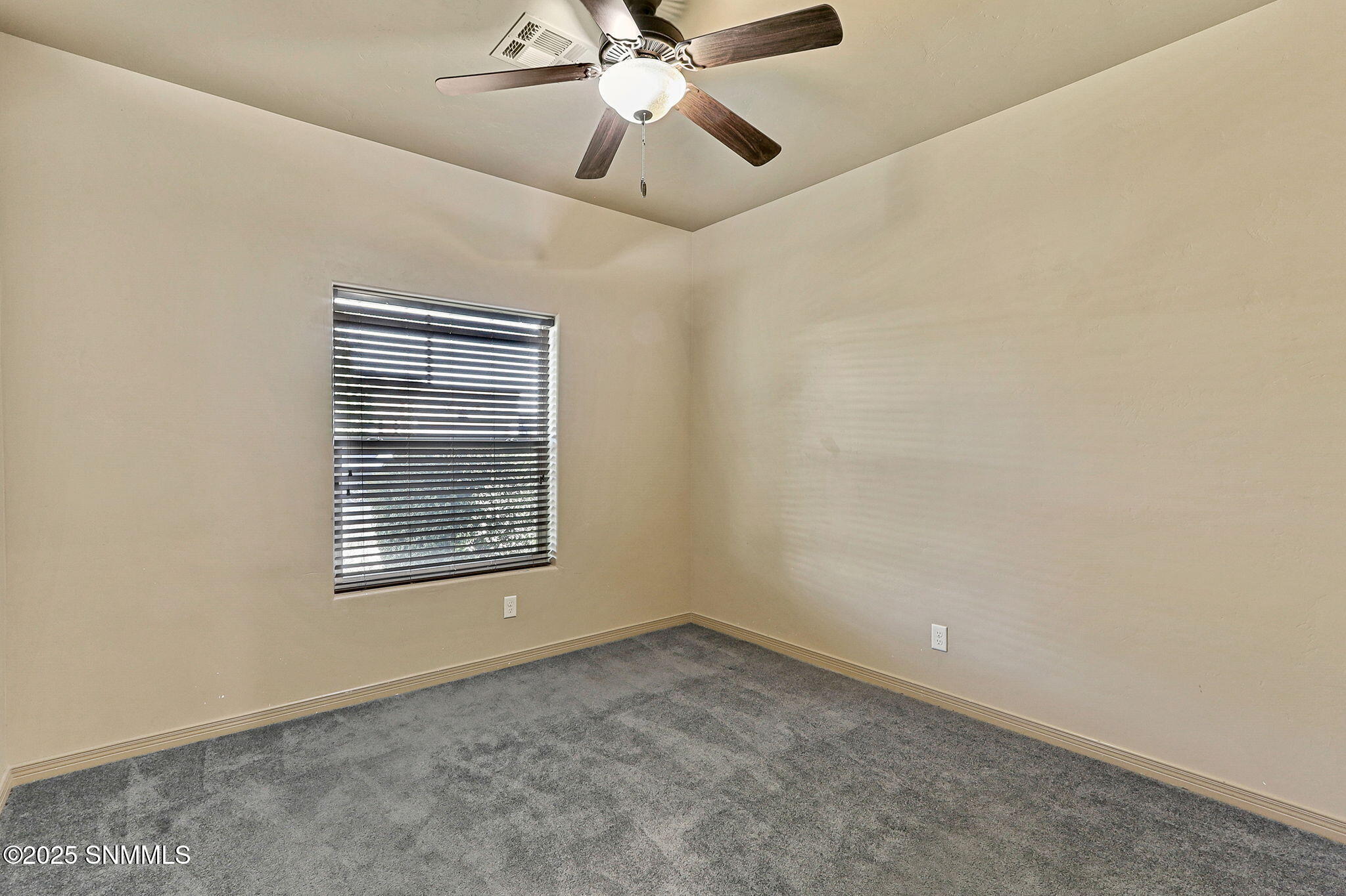 3661 San Clemente Avenue Property Photo 26