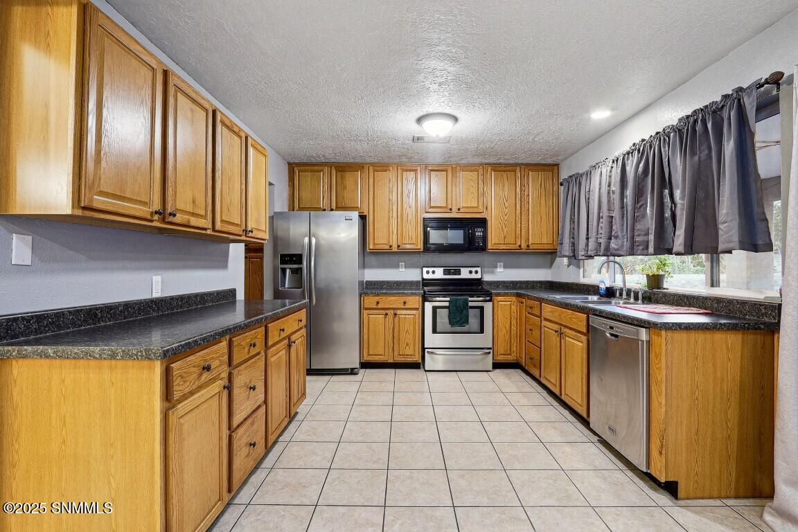 1730 Royal Drive Property Photo 14