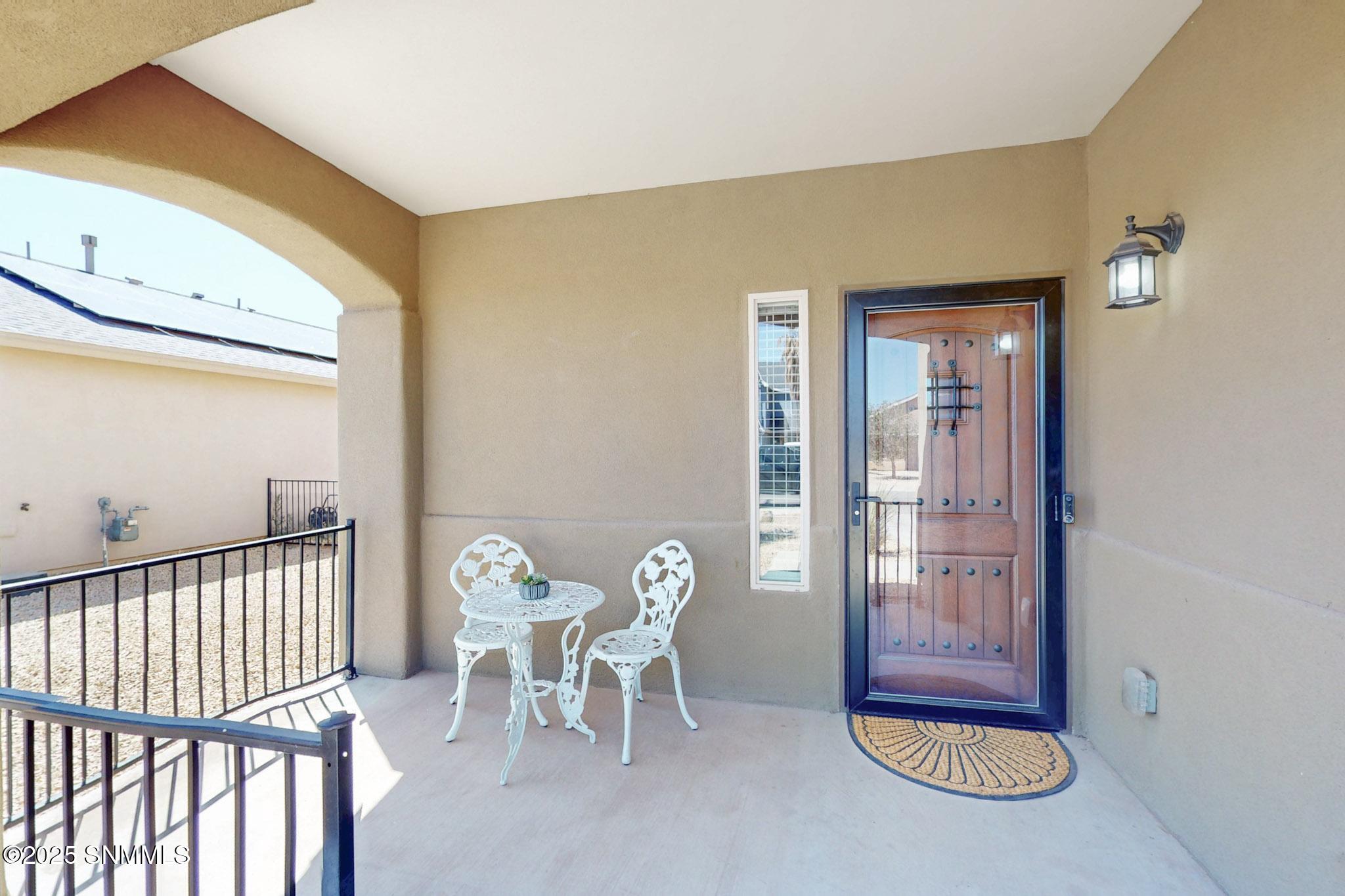 2869 Borroughs Street Property Photo 4