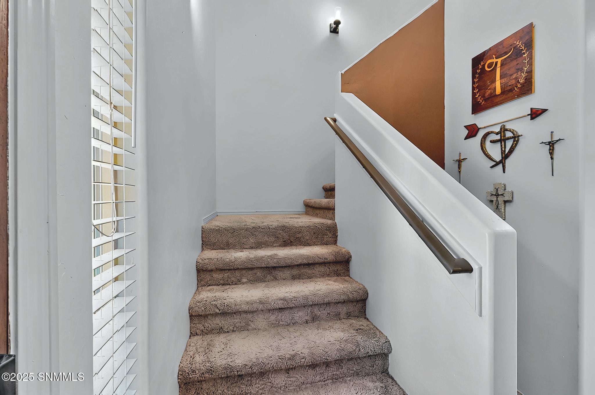 2869 Borroughs Street Property Photo 5