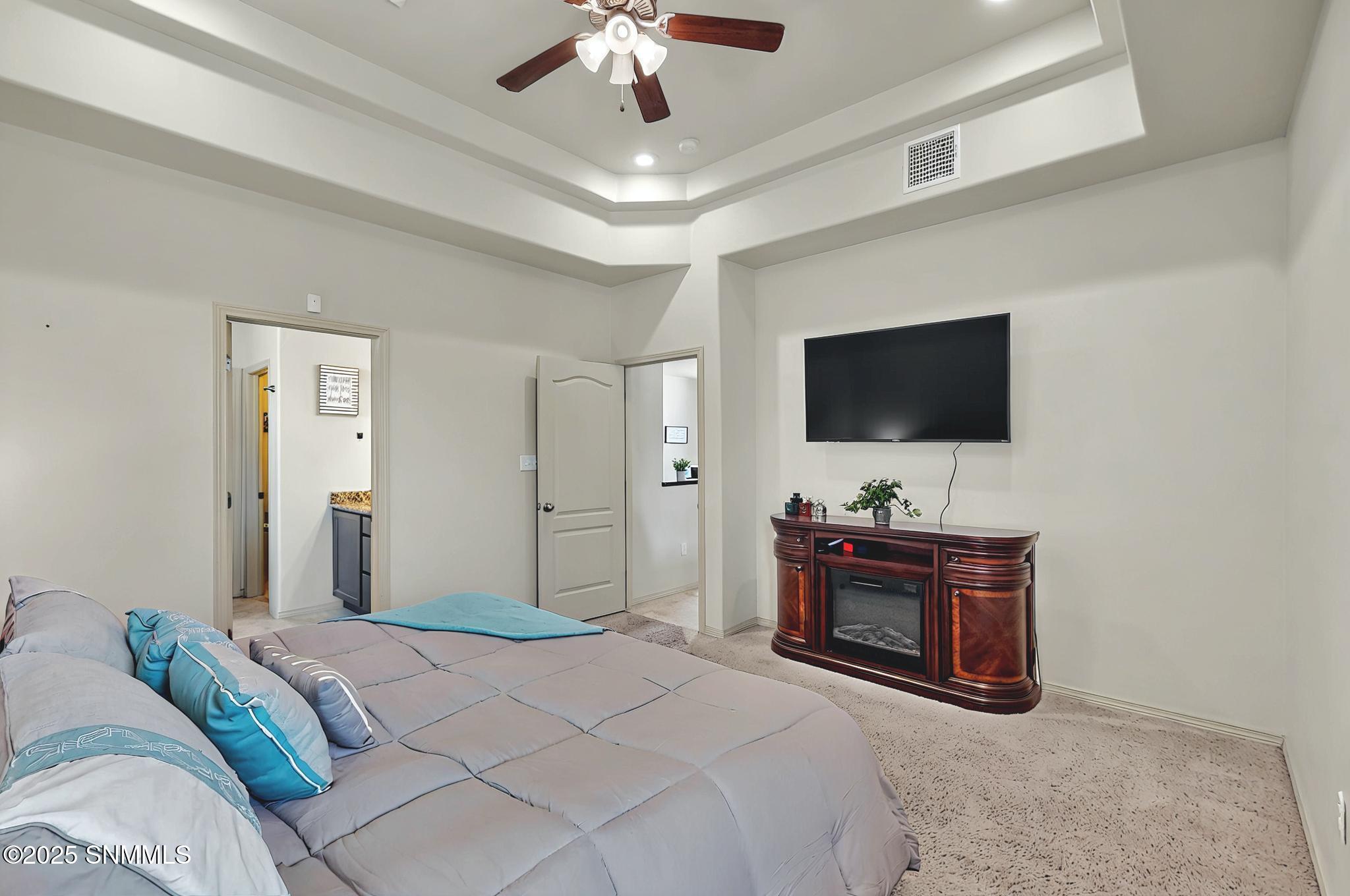 2869 Borroughs Street Property Photo 18