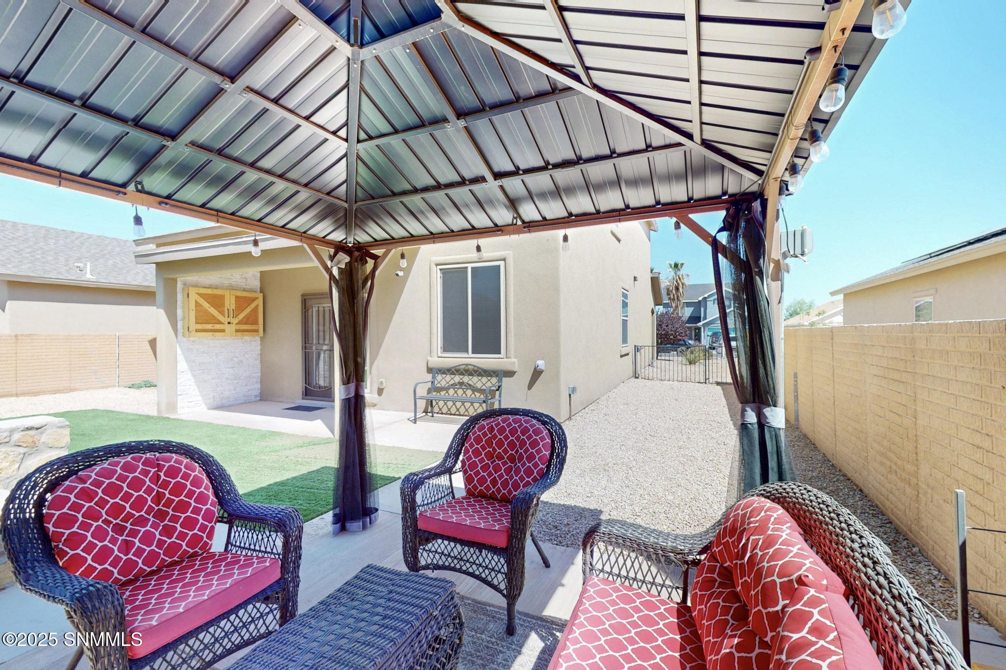 2869 Borroughs Street Property Photo 42