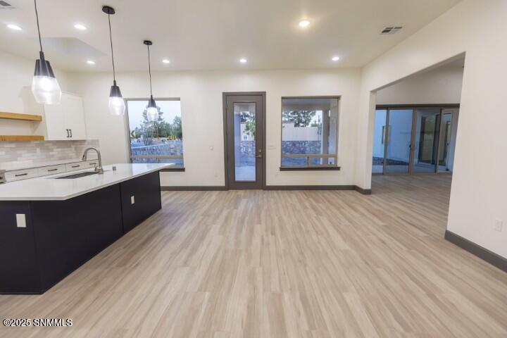 1900 Calle Pacana Property Photo 9