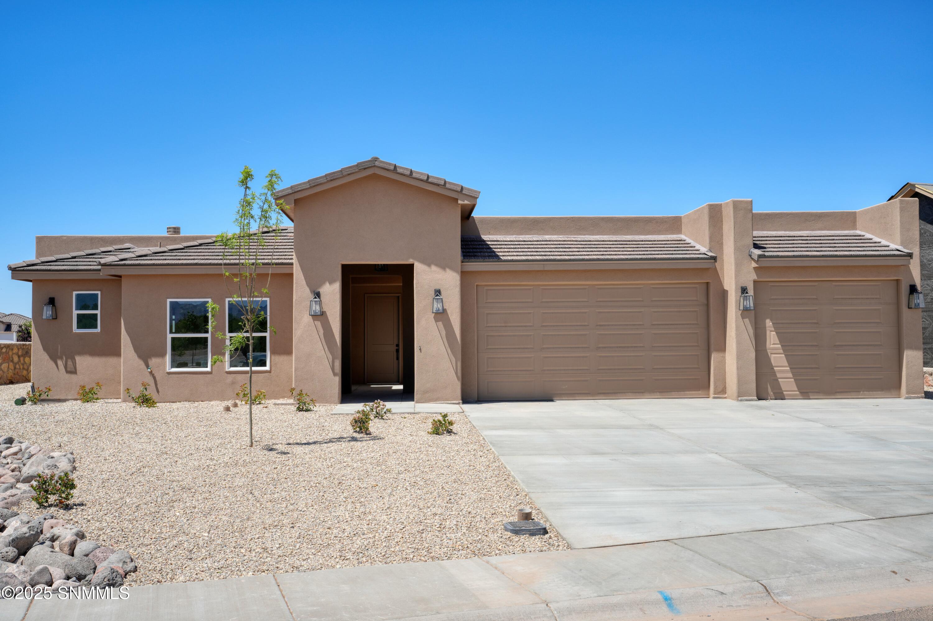 4080 Santa Elena Place Property Photo 1