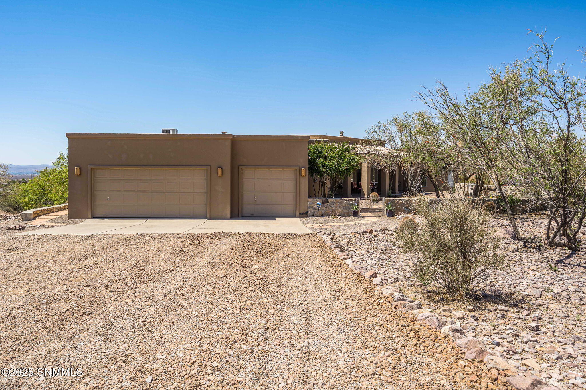 4972 Black Quartz Road Property Photo 2