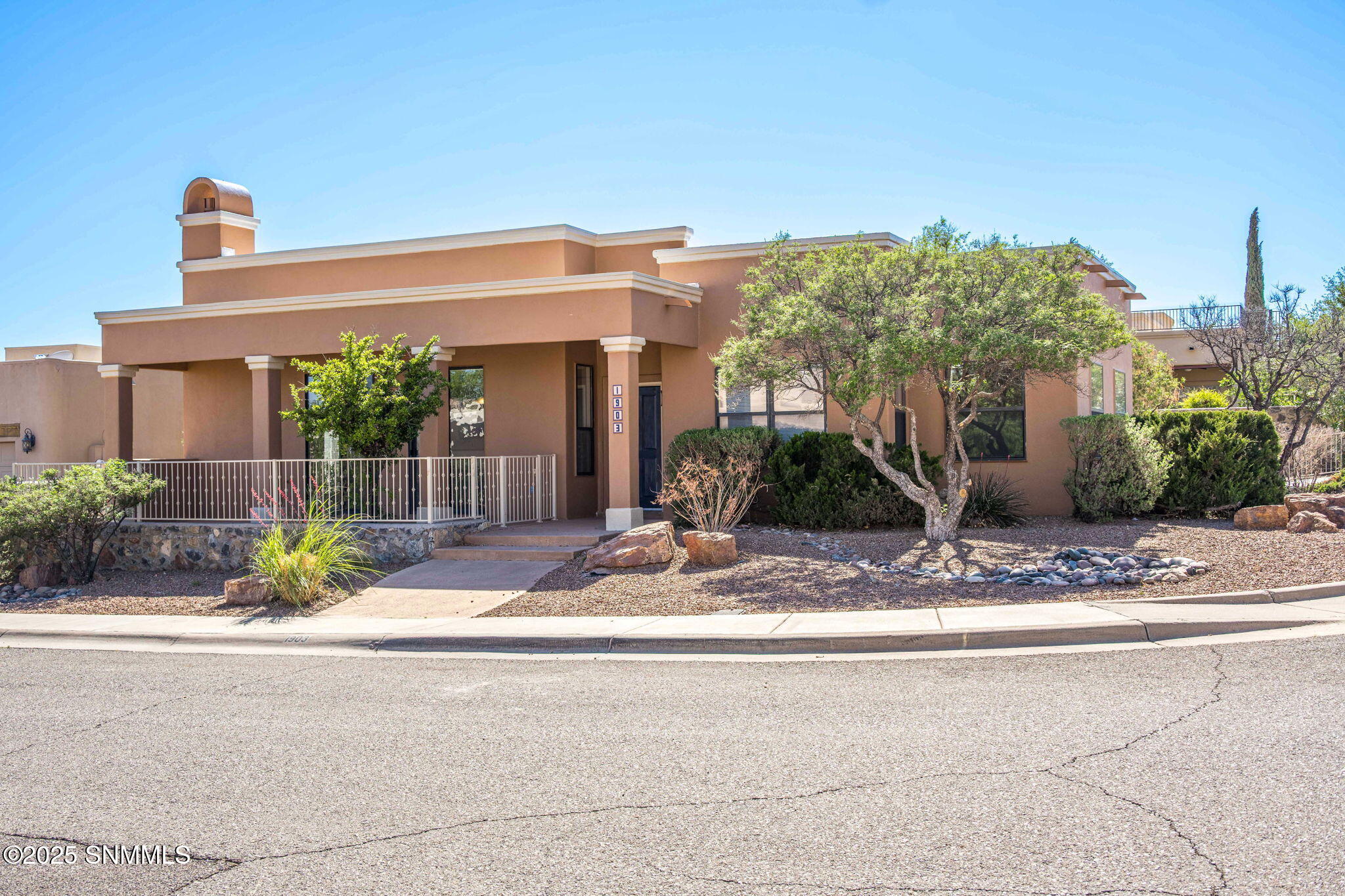 1903 Coyote Ridge Drive Property Photo 1