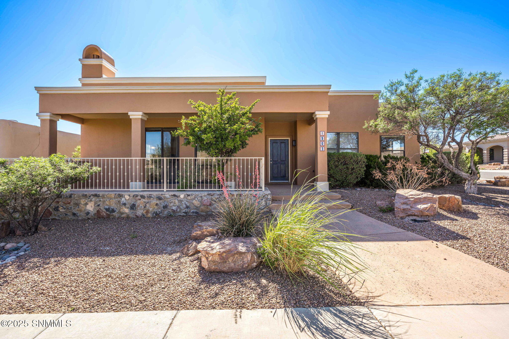 1903 Coyote Ridge Drive Property Photo 3
