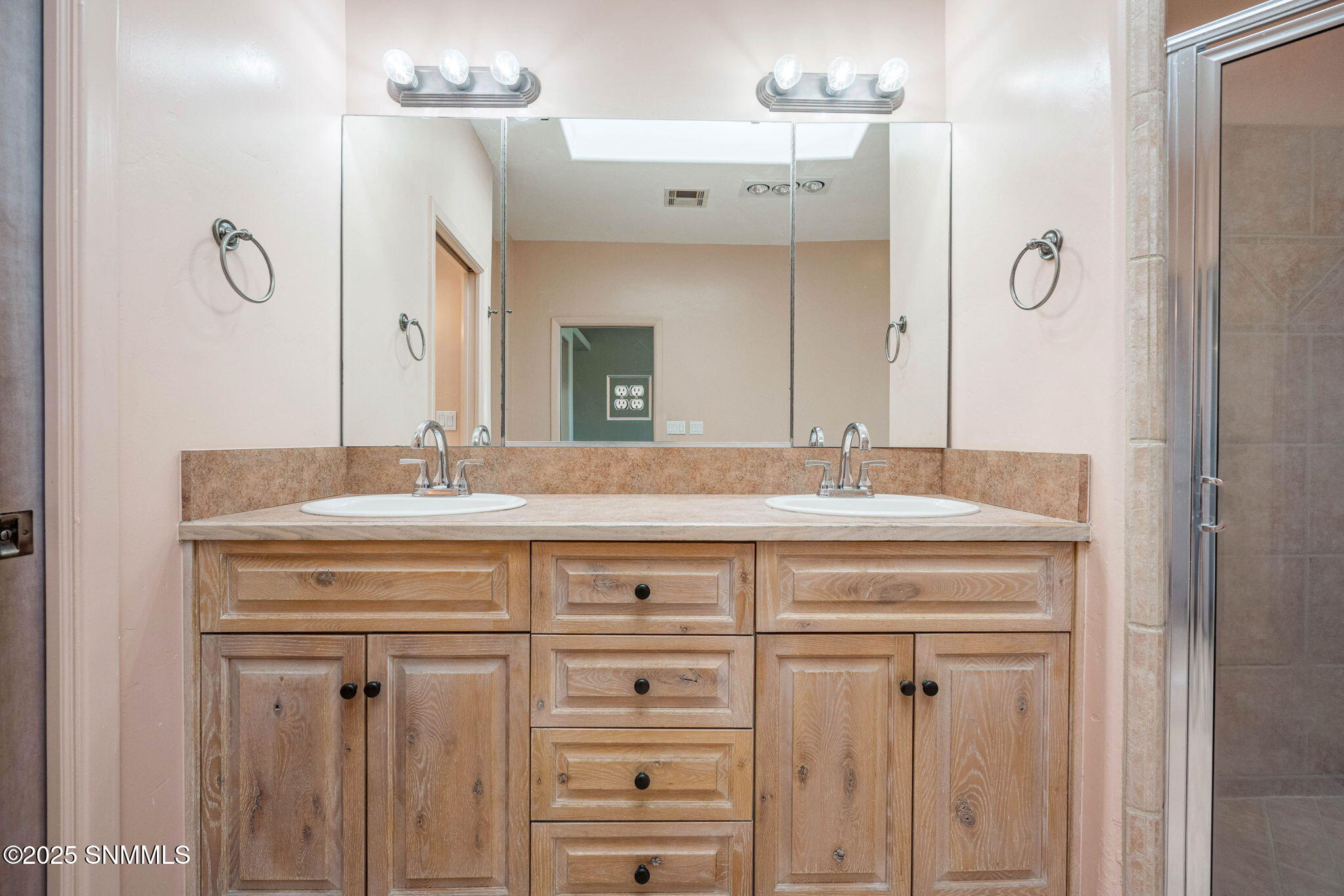 1903 Coyote Ridge Drive Property Photo 26