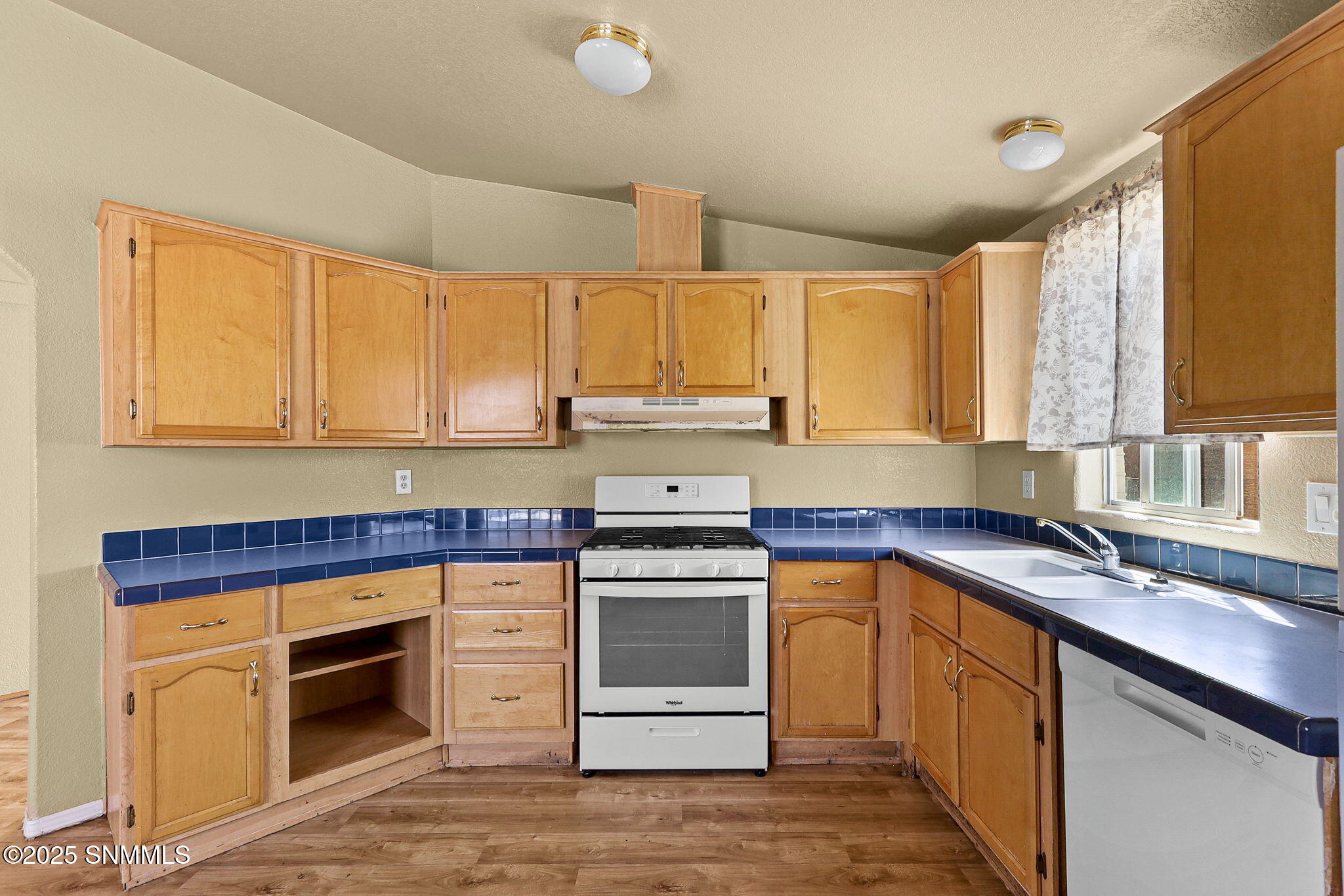 2729 Ben Boldt Place Property Photo 6