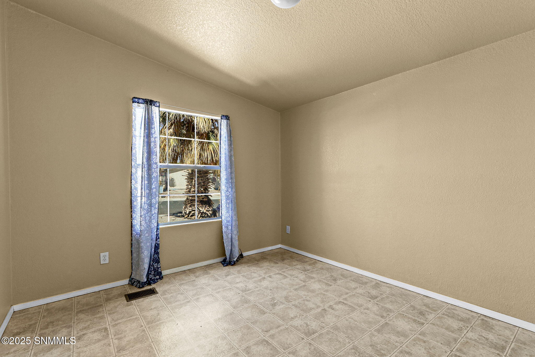2729 Ben Boldt Place Property Photo 14