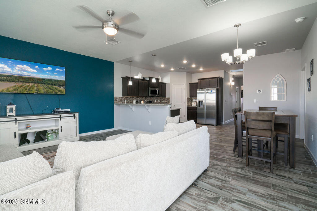 916 Brass Hill Property Photo 10