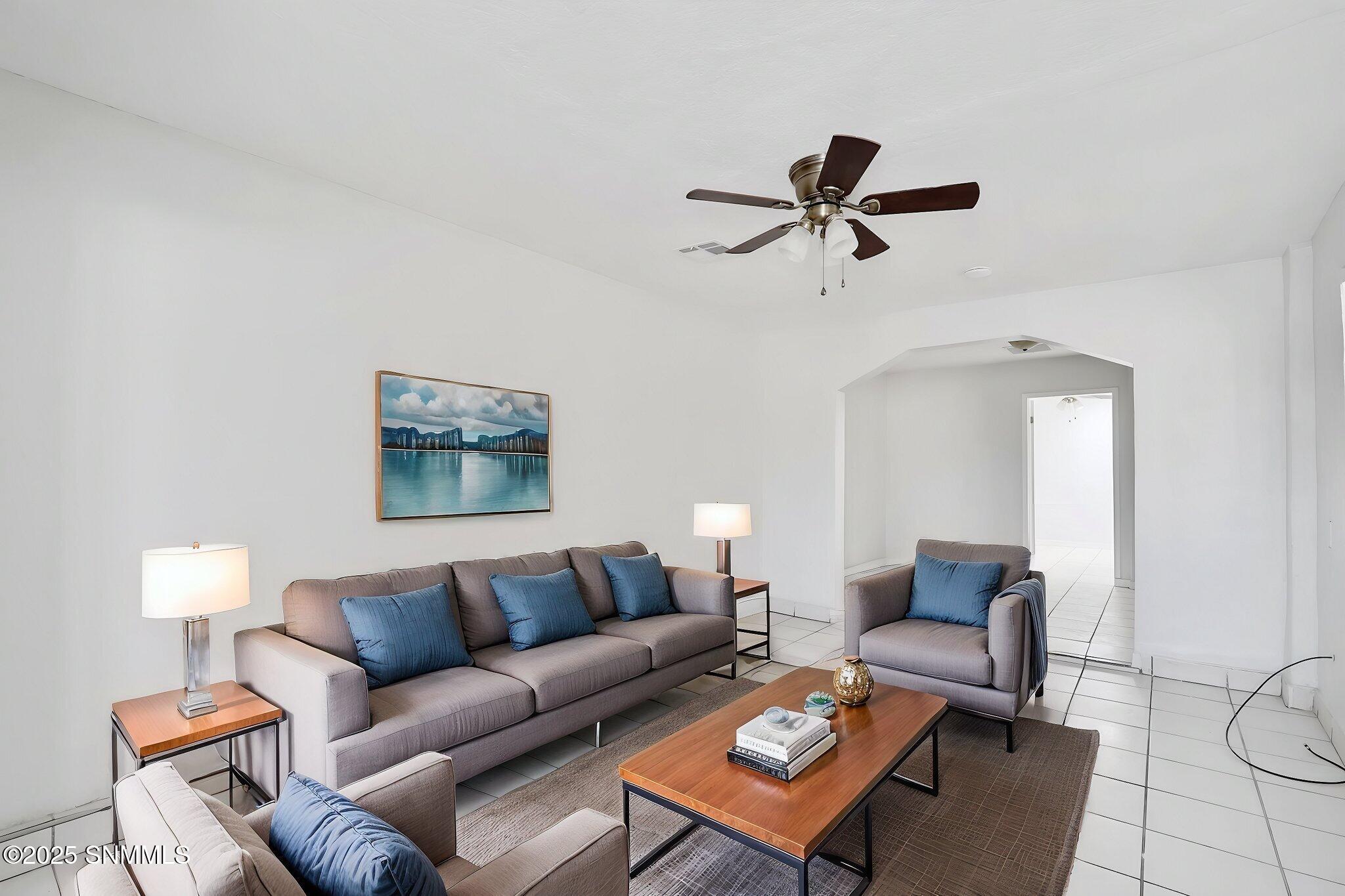 119 Calle Obregon Property Photo 4
