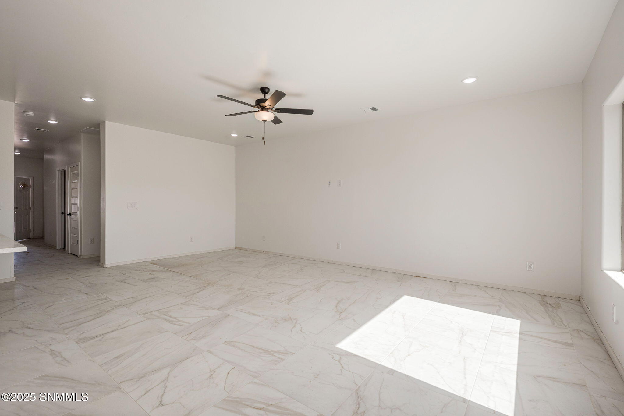 7926 San Eduardo Street Property Photo 4