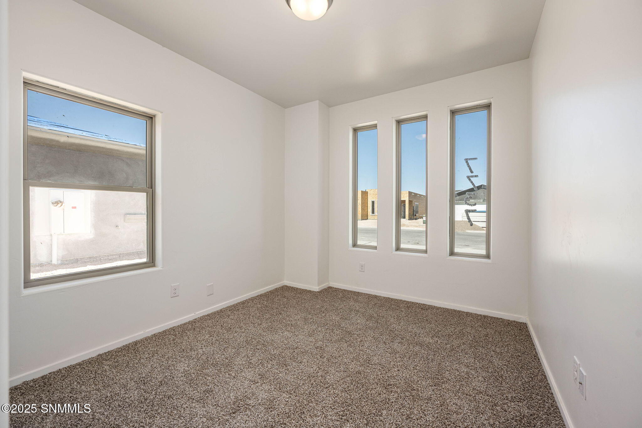 7926 San Eduardo Street Property Photo 20