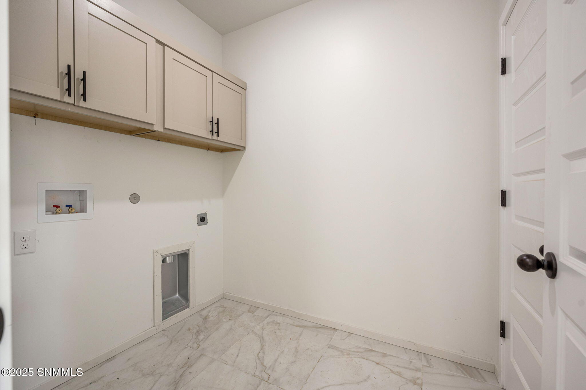 7926 San Eduardo Street Property Photo 24