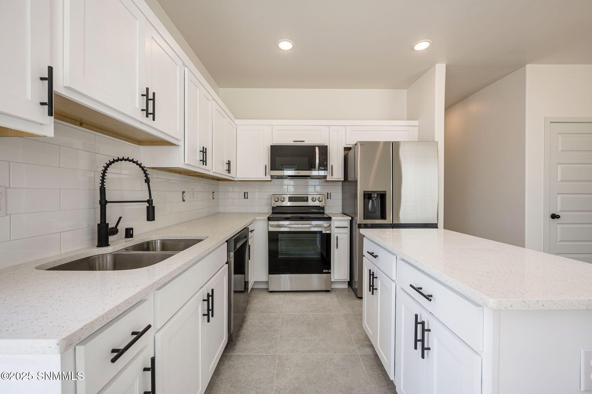 7872 San Eduardo Street Property Photo 8