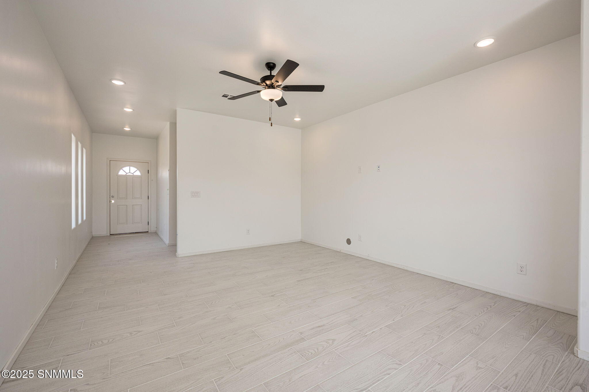 7854 San Eduardo Street Property Photo 6