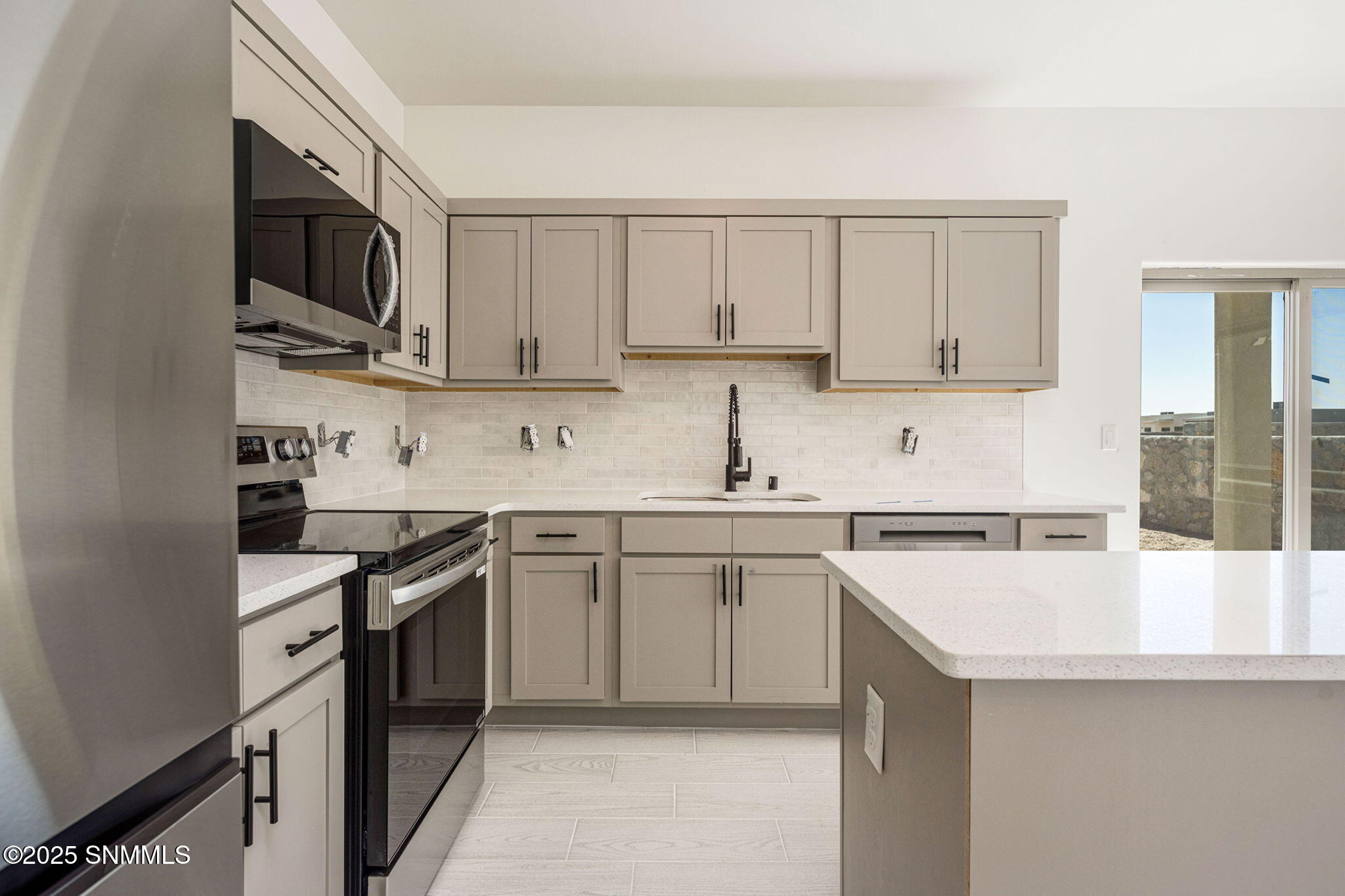 7854 San Eduardo Street Property Photo 11