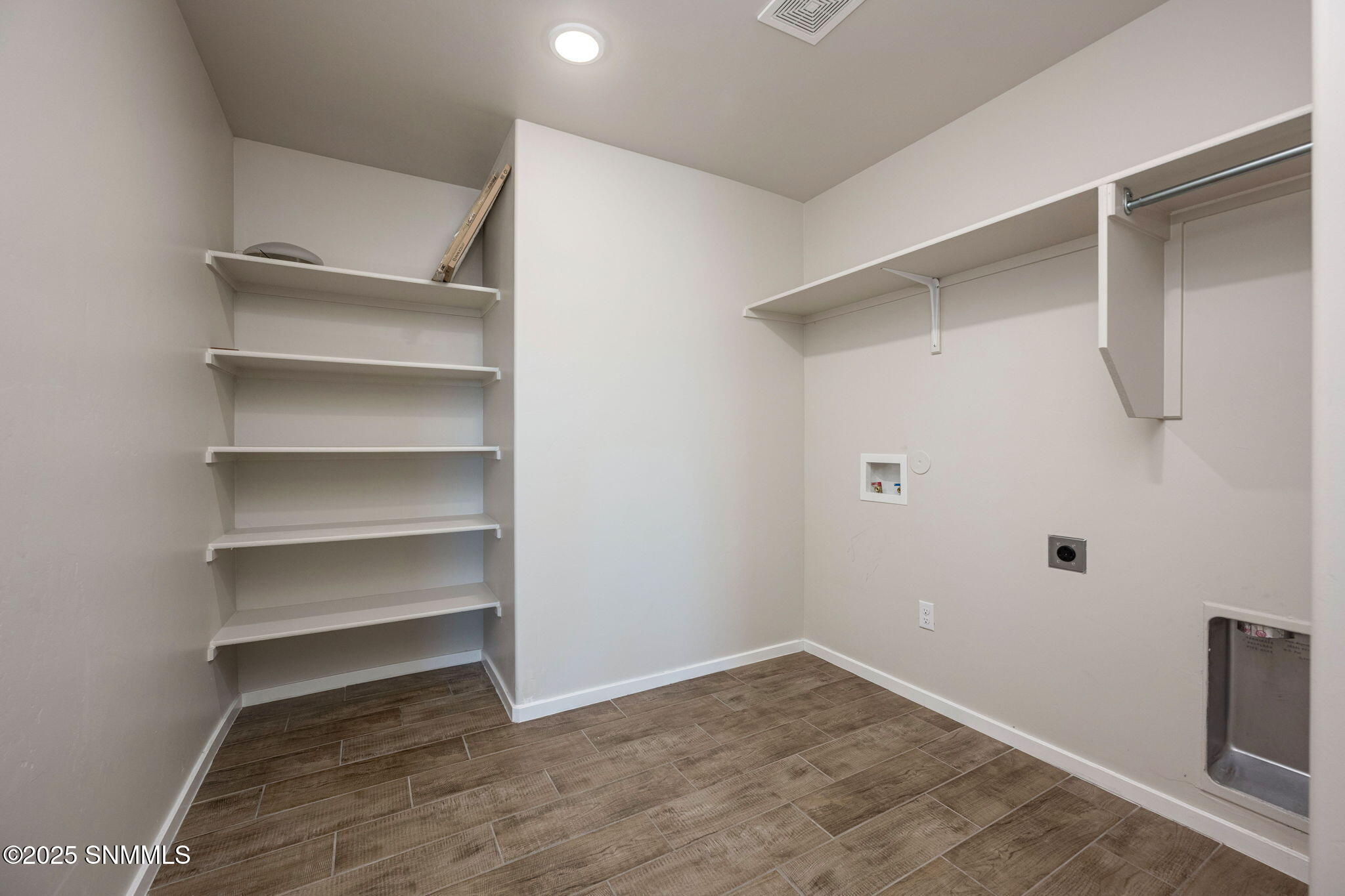 4756 Powder River Drive Property Photo 16