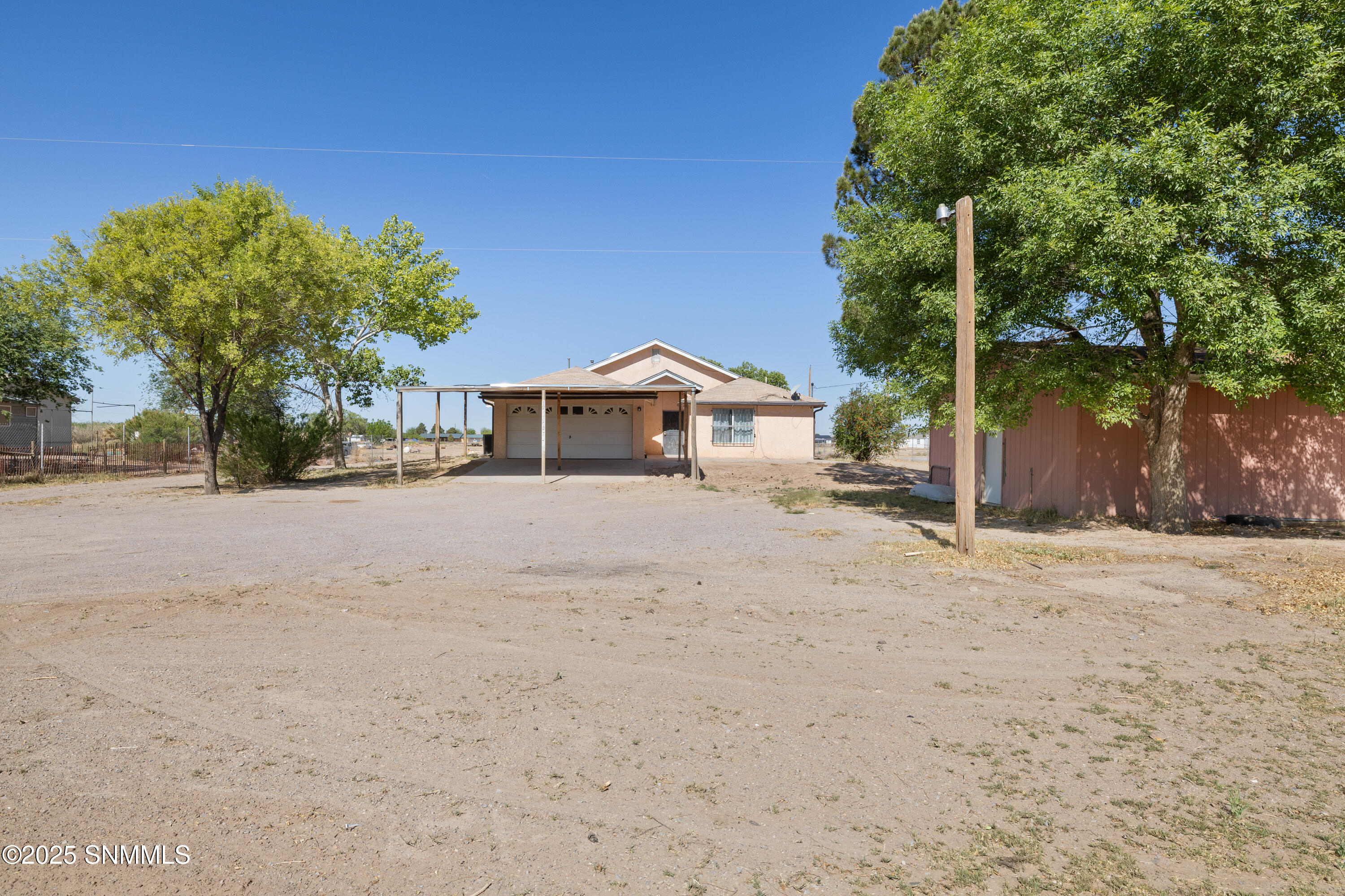 1219 Mil Acres Street 2 Property Photo 3