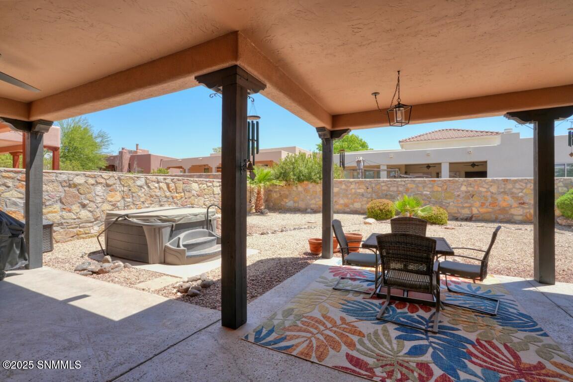 2458 Conchas Lane Property Photo 8