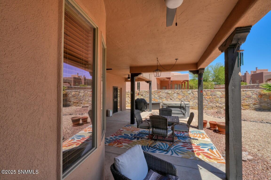 2458 Conchas Lane Property Photo 9