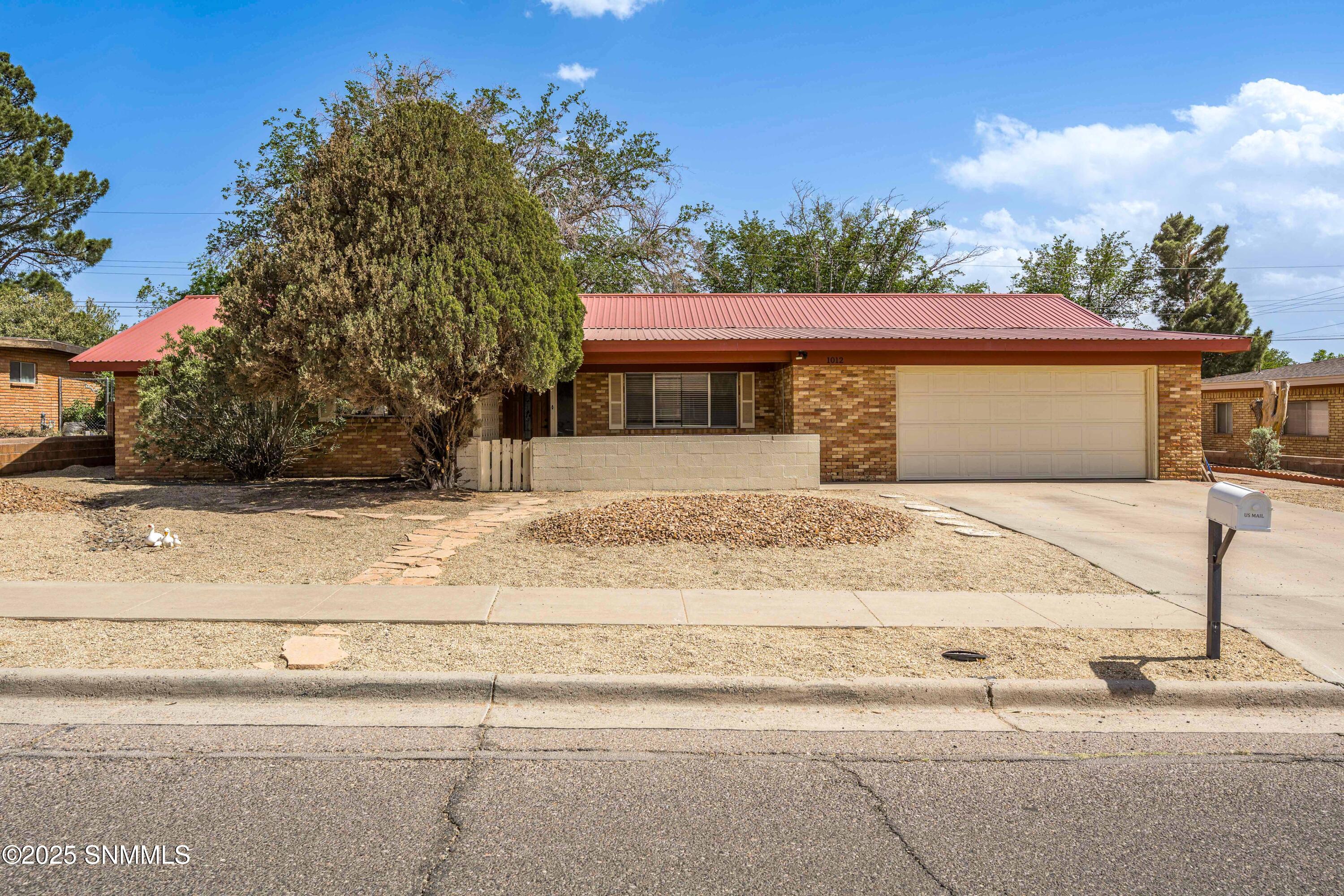 1012 Cedardale Drive Property Photo 1
