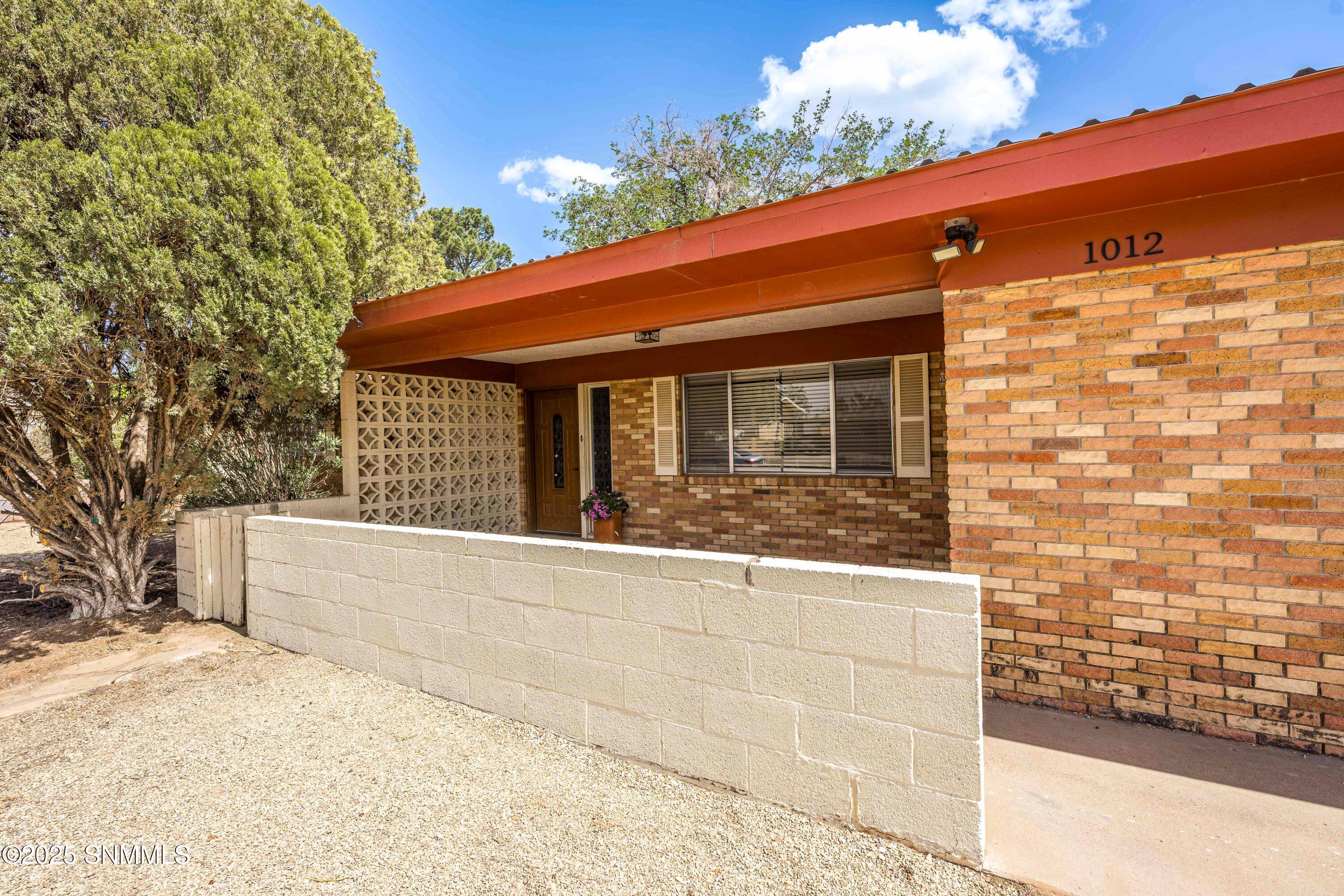 1012 Cedardale Drive Property Photo 4