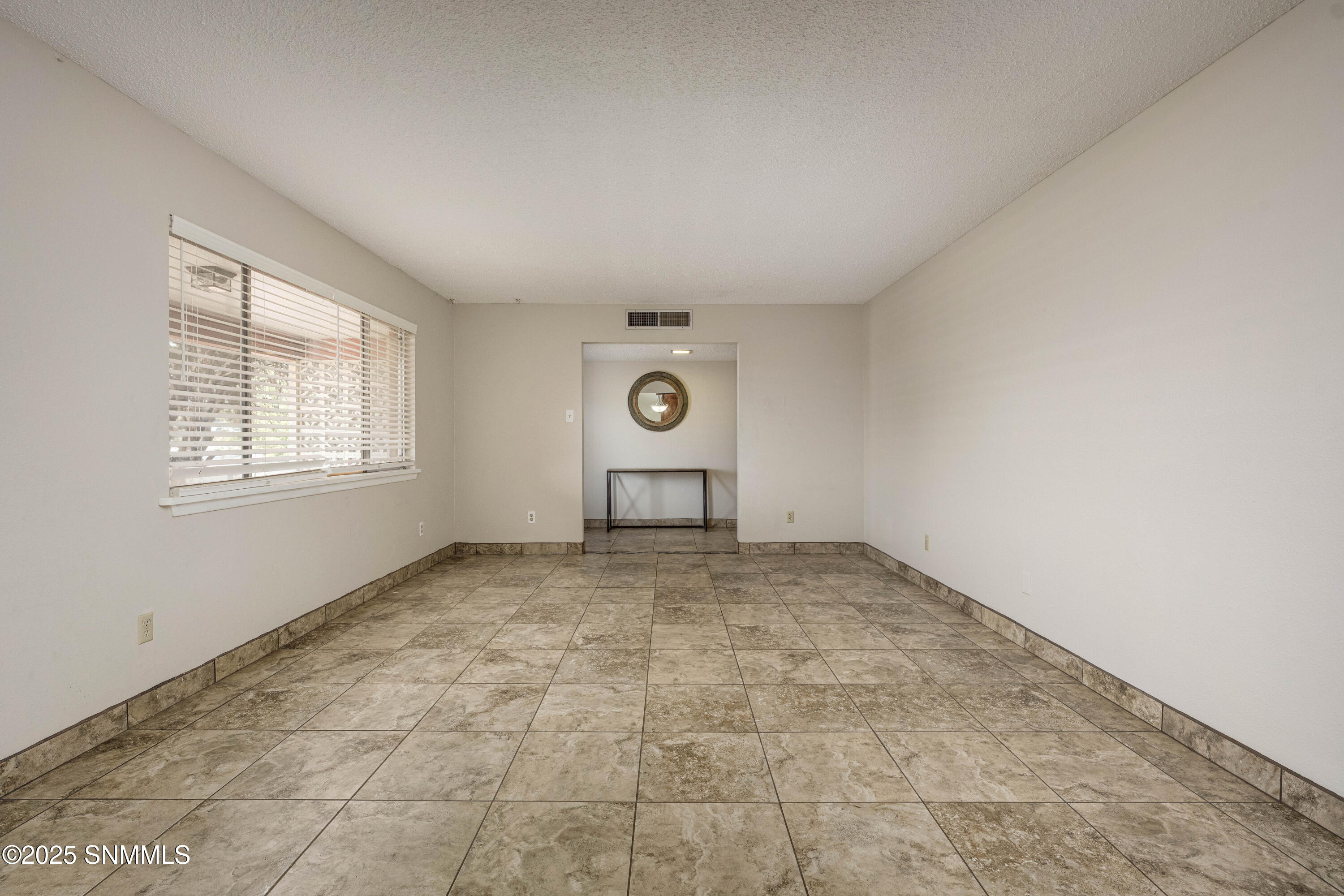 1012 Cedardale Drive Property Photo 9