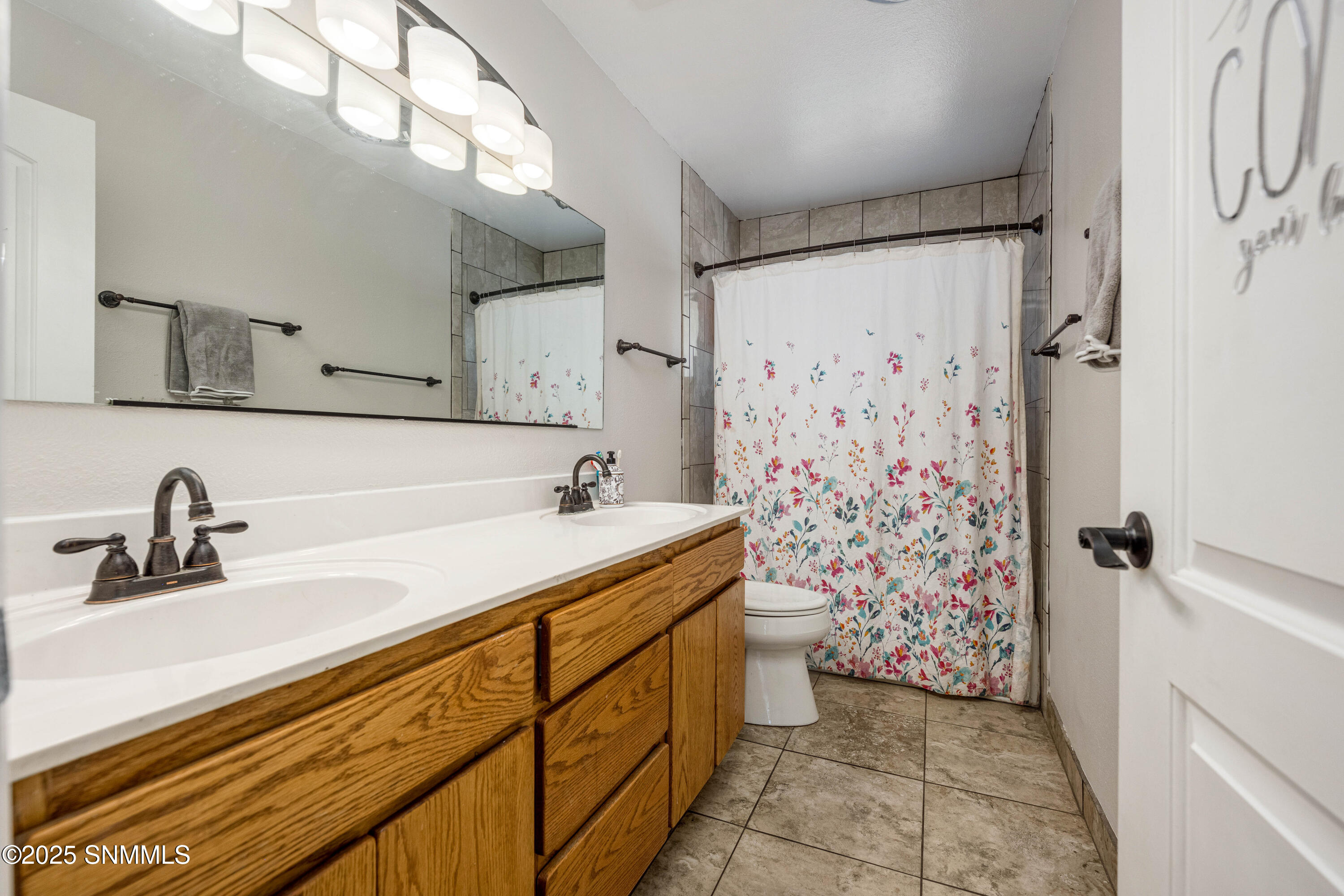 1012 Cedardale Drive Property Photo 25