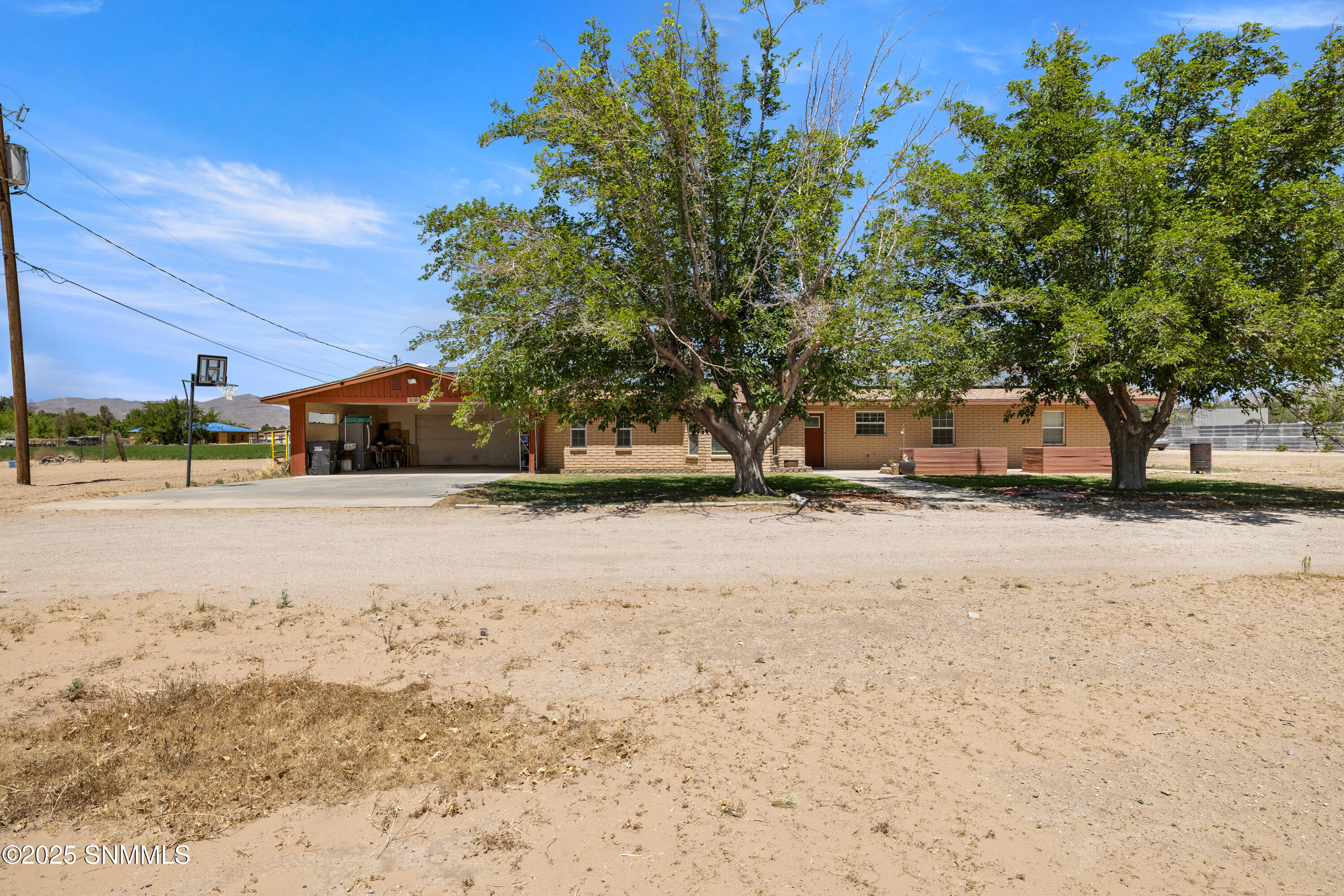 930 Hare Road Property Photo