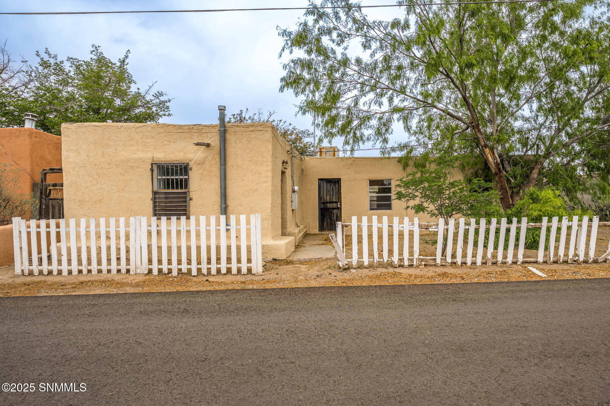 2422 Calle De Santiago Property Photo 1