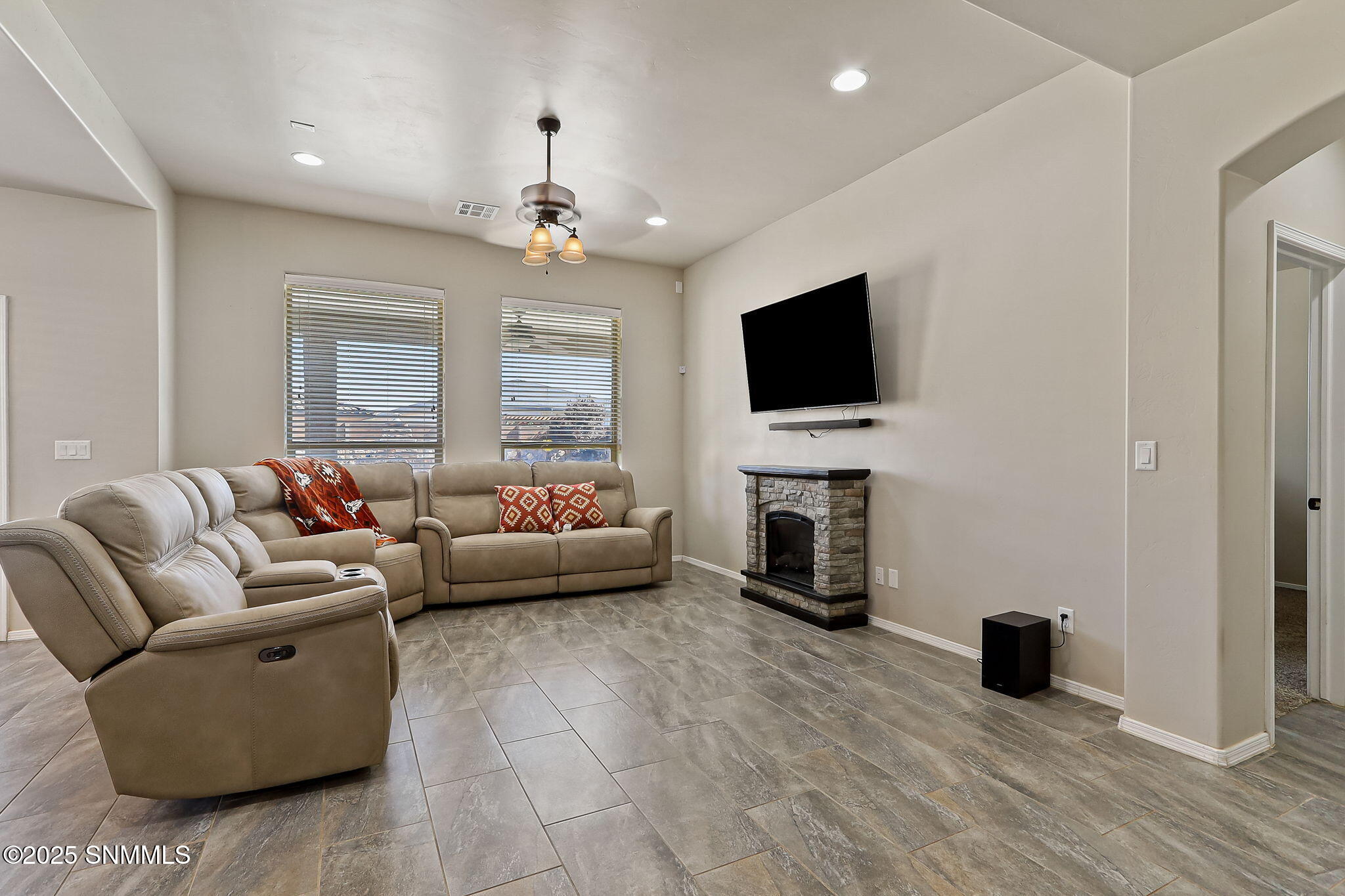869 Holly Park Avenue Property Photo 20
