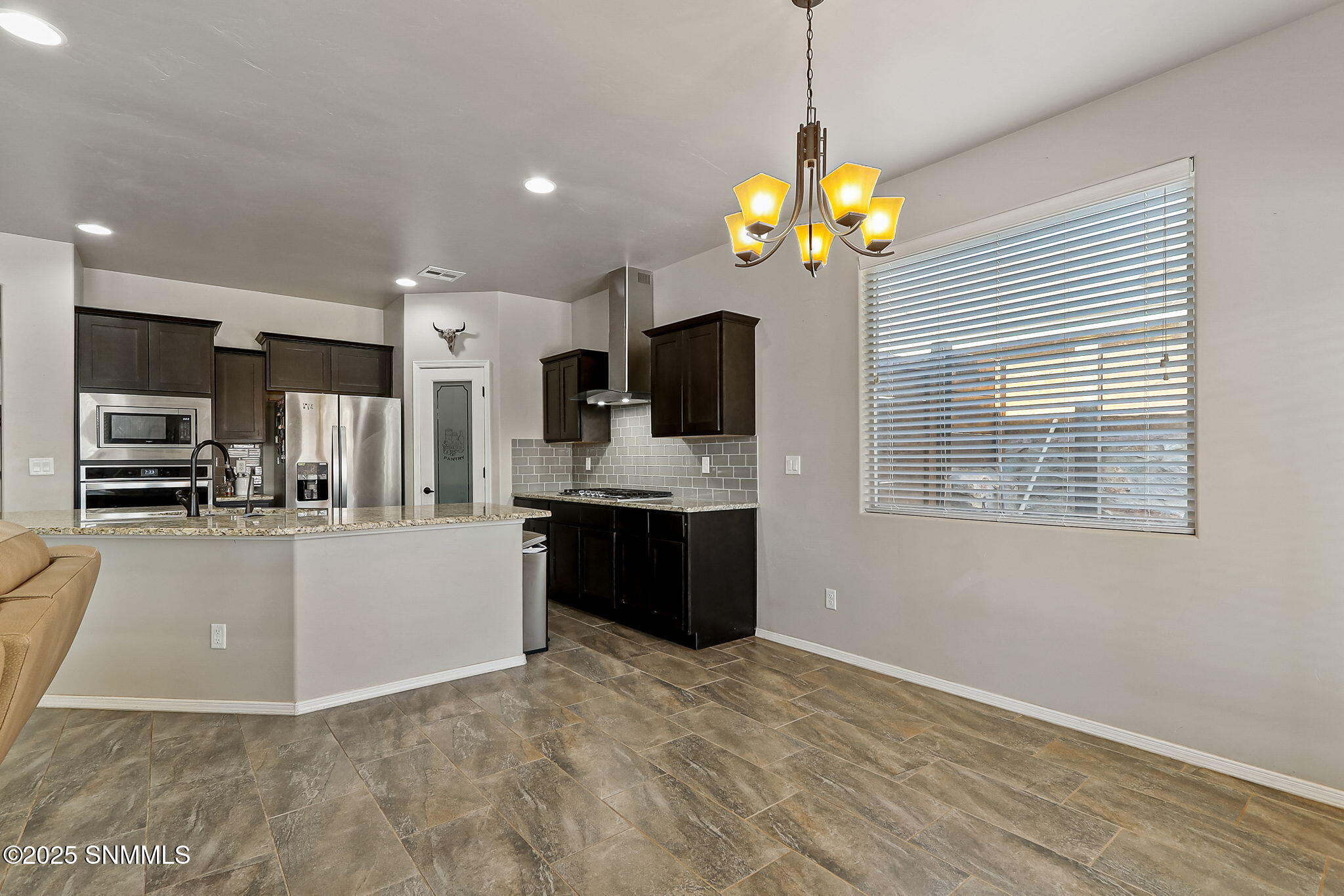 869 Holly Park Avenue Property Photo 22
