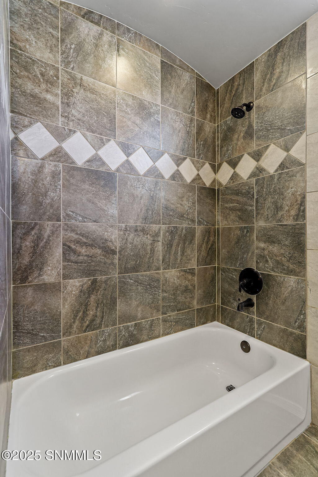 869 Holly Park Avenue Property Photo 26