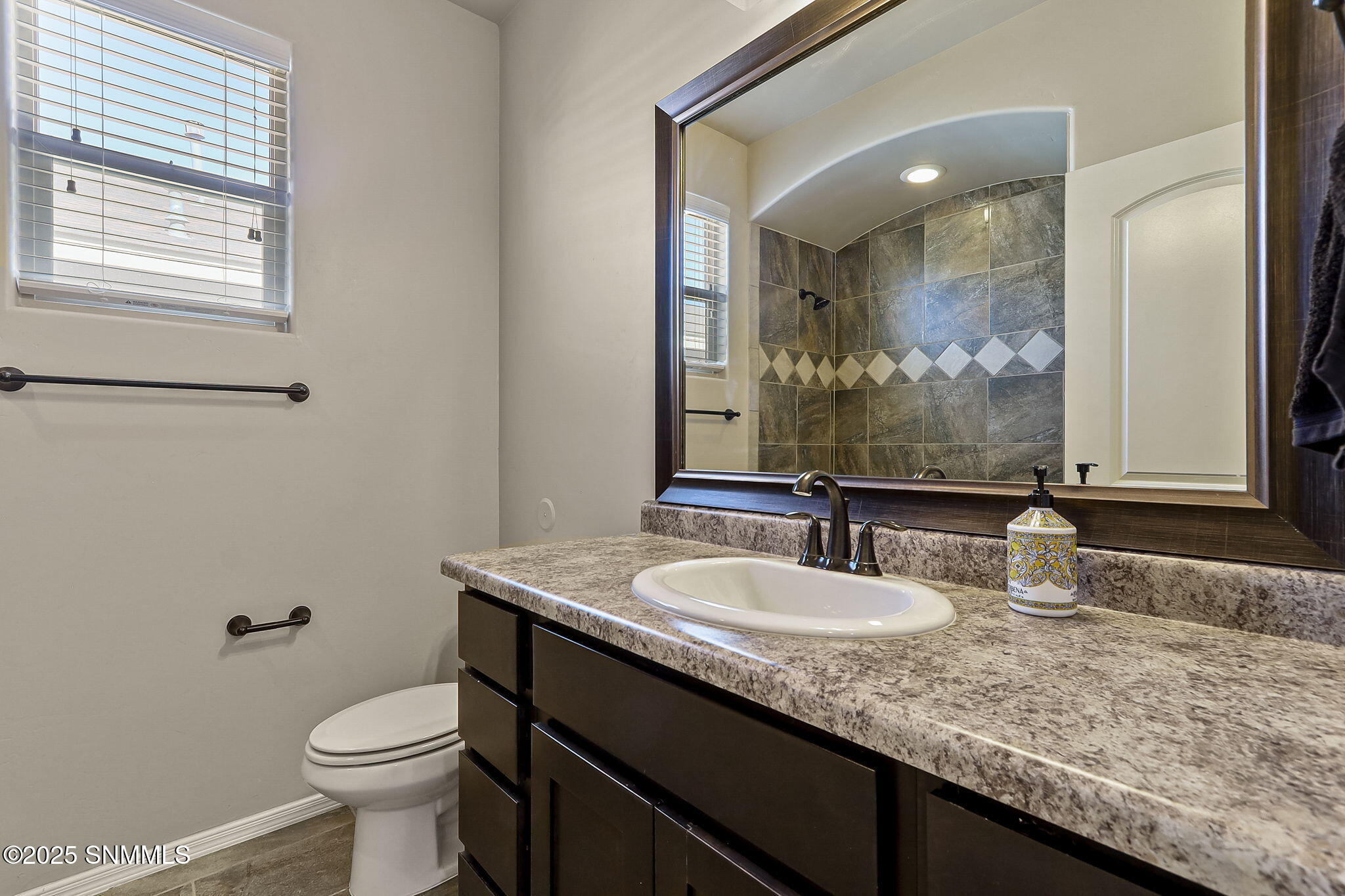 869 Holly Park Avenue Property Photo 27