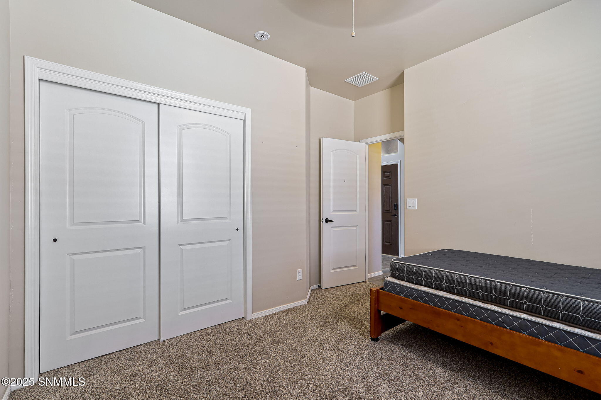 869 Holly Park Avenue Property Photo 28