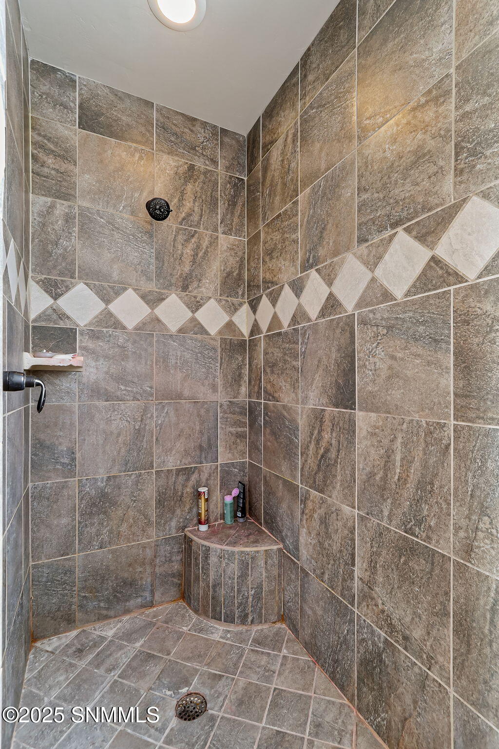 869 Holly Park Avenue Property Photo 29