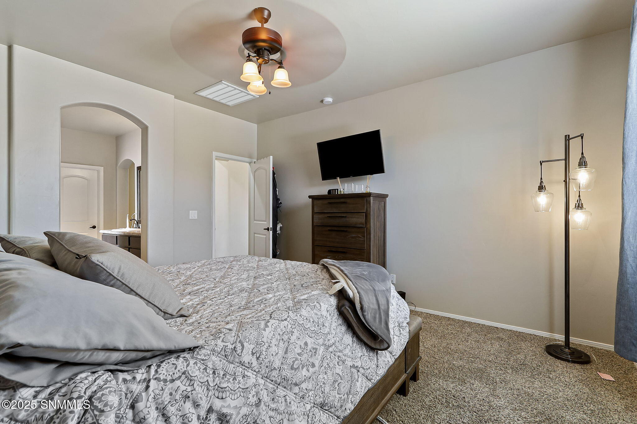 869 Holly Park Avenue Property Photo 32