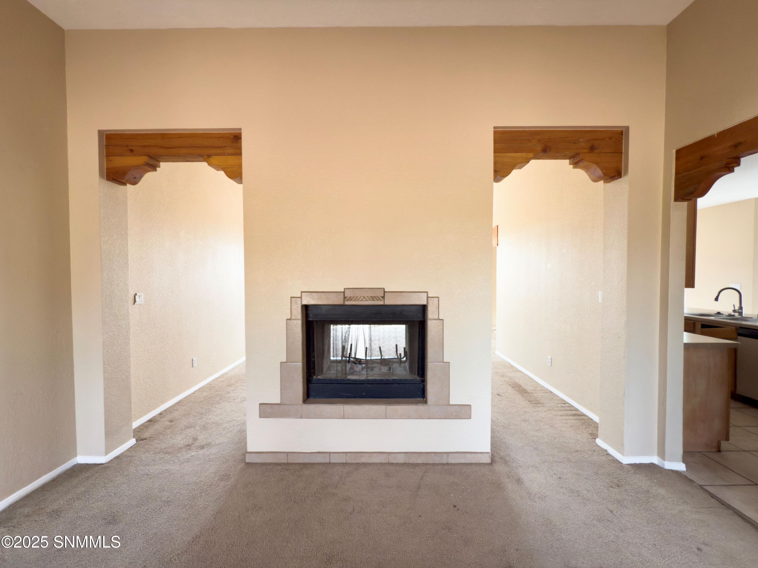 5550 Sweetwater Court Property Photo 3