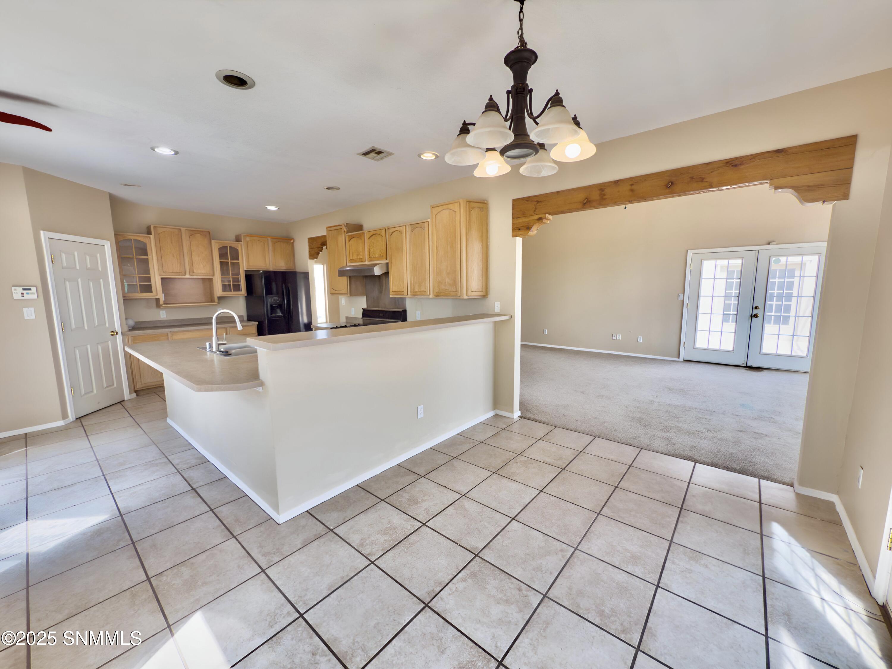 5550 Sweetwater Court Property Photo 8