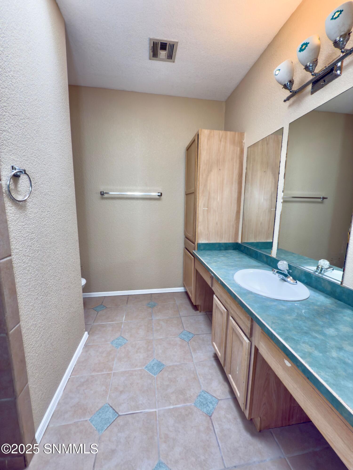 5550 Sweetwater Court Property Photo 26