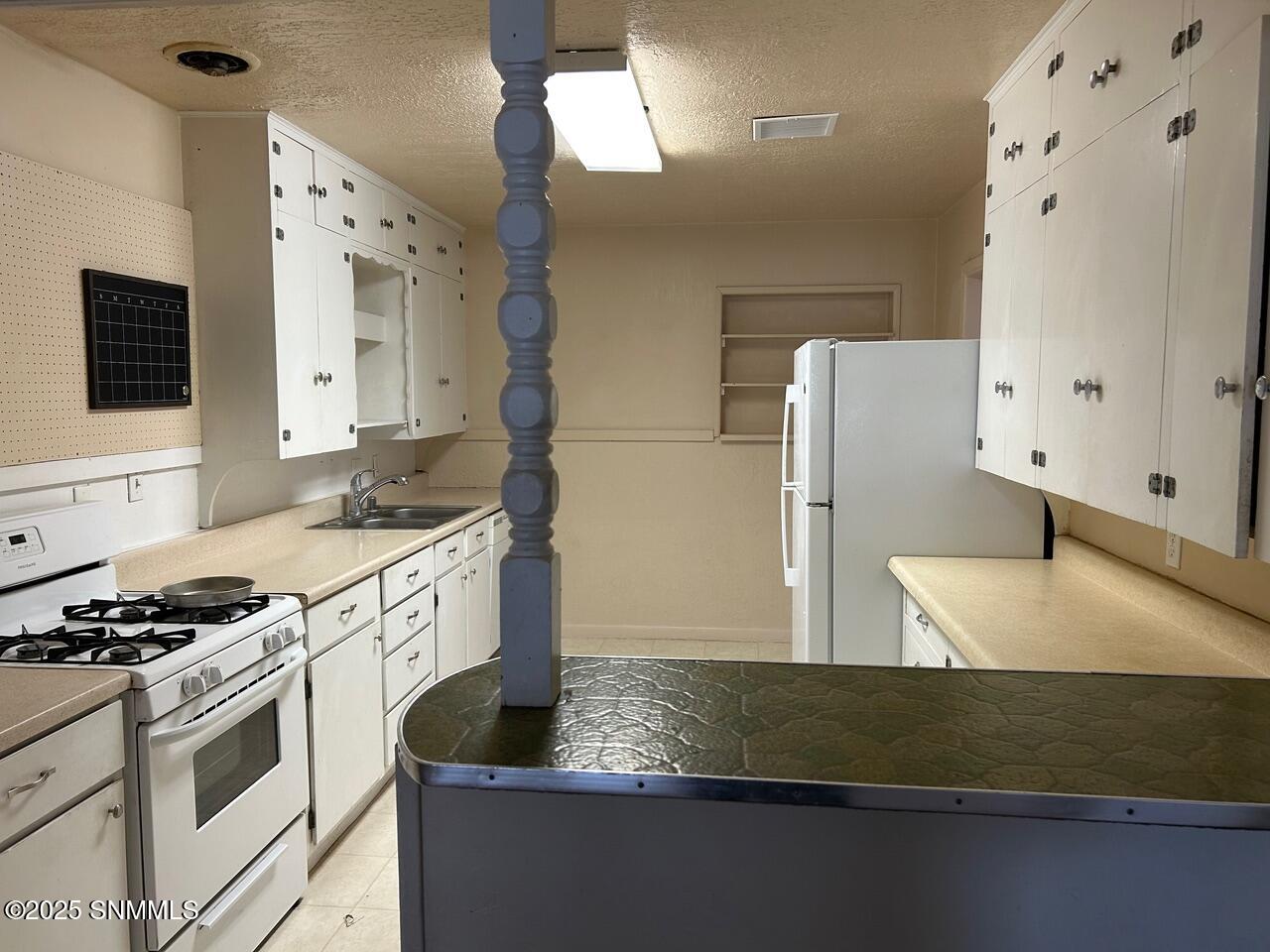1107 Jett Avenue Property Photo 7