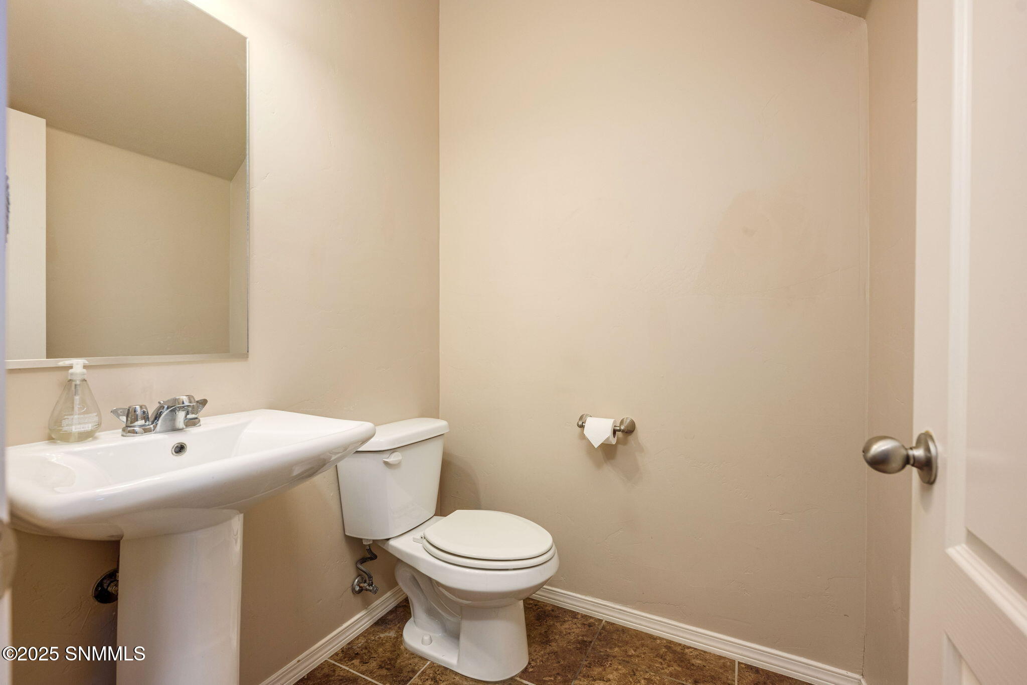 2932 La Union Court Property Photo 16
