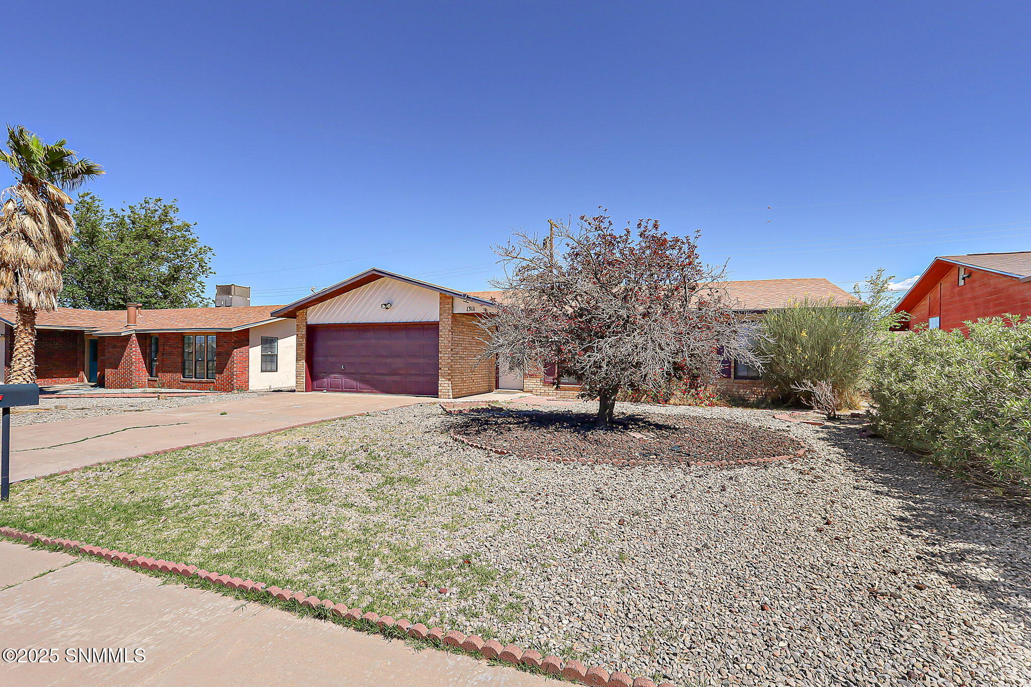 1311 Desert Dawn Drive Property Photo 5