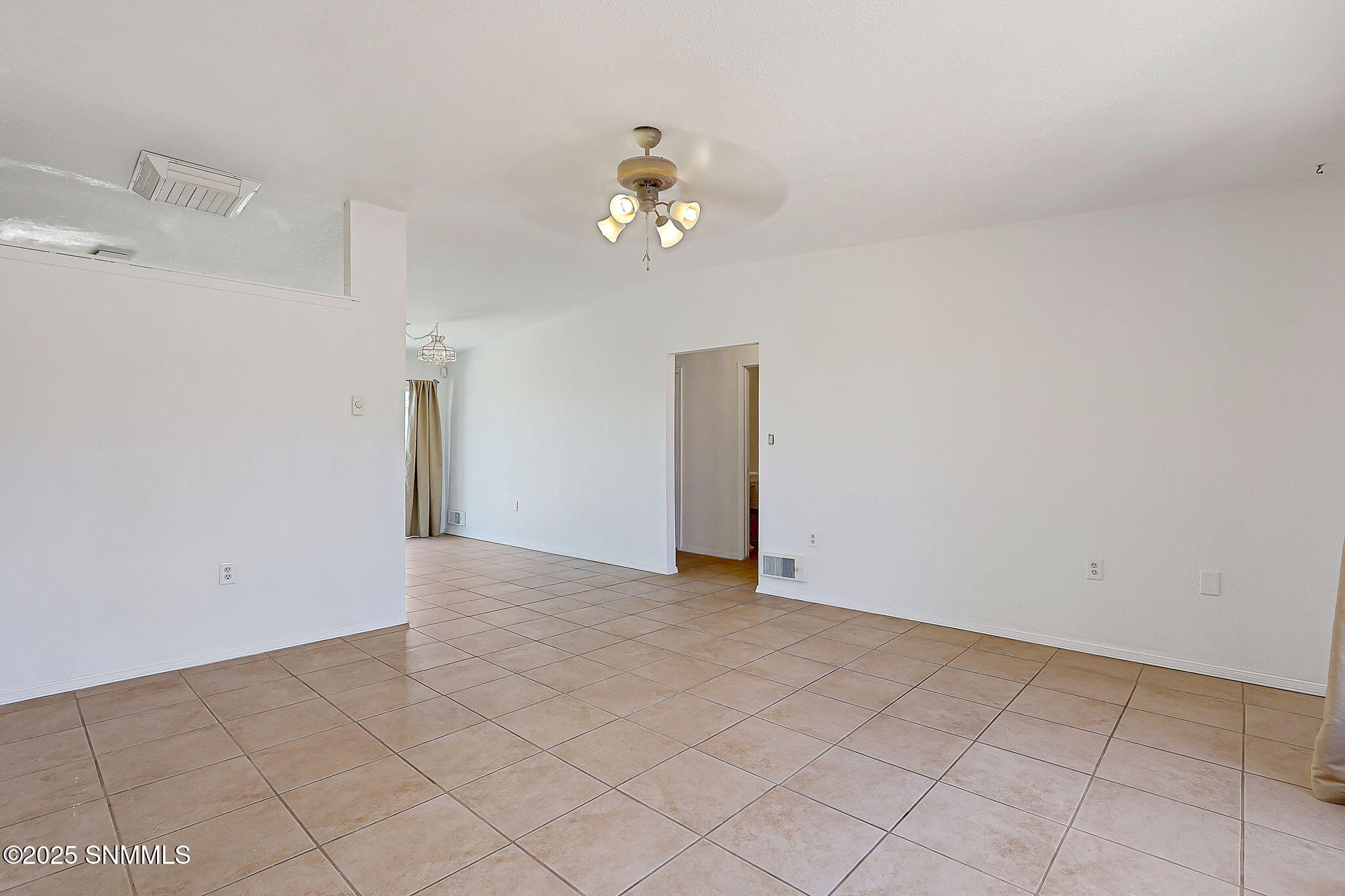 1311 Desert Dawn Drive Property Photo 14