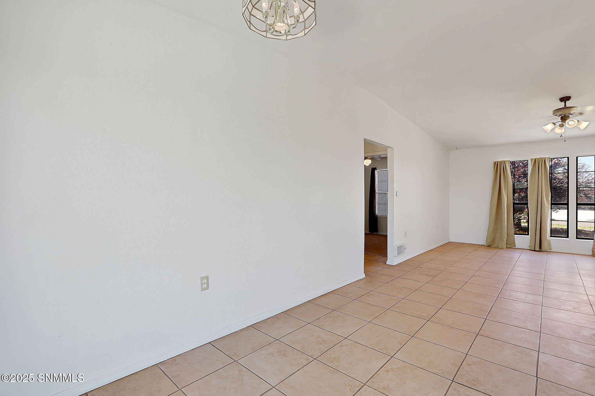 1311 Desert Dawn Drive Property Photo 15