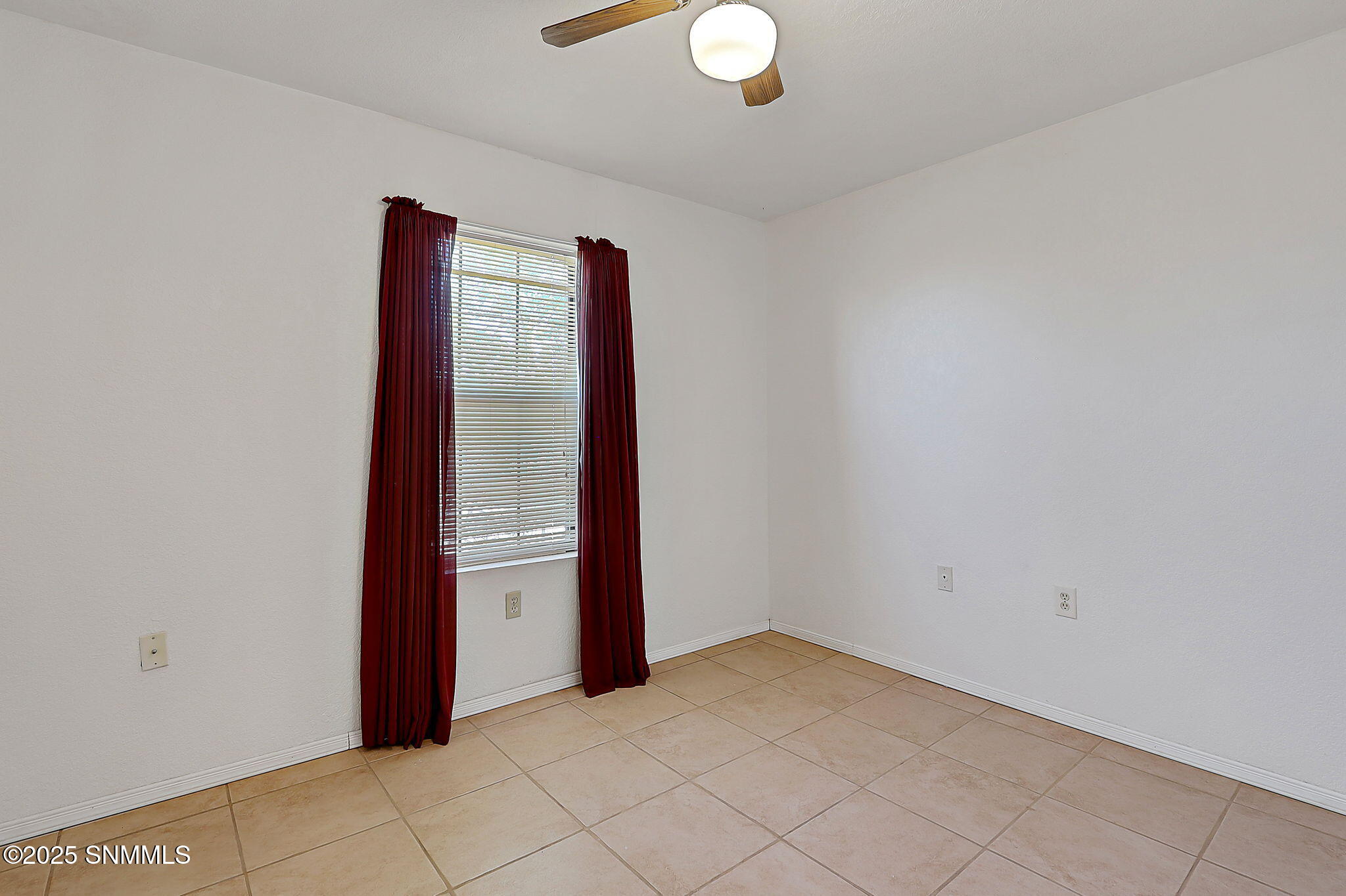 1311 Desert Dawn Drive Property Photo 28